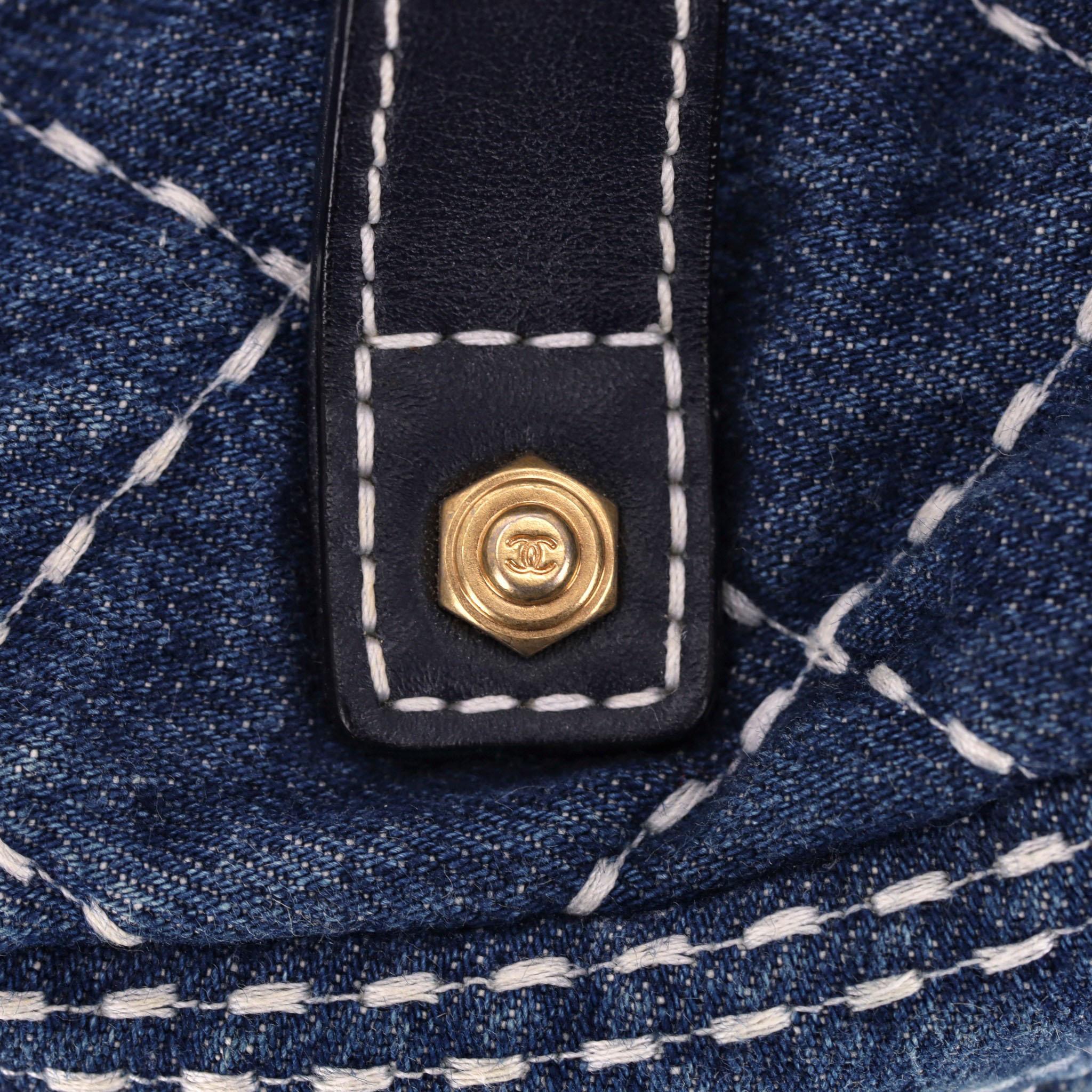 Borsa Chanel in denim trapuntata in vendita 3