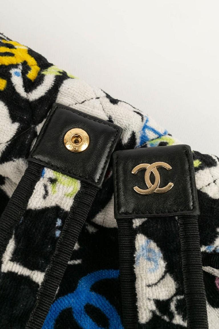 Chanel Quilted Fabric Printed with Animals Bag Spring, 2007 For Sale 5