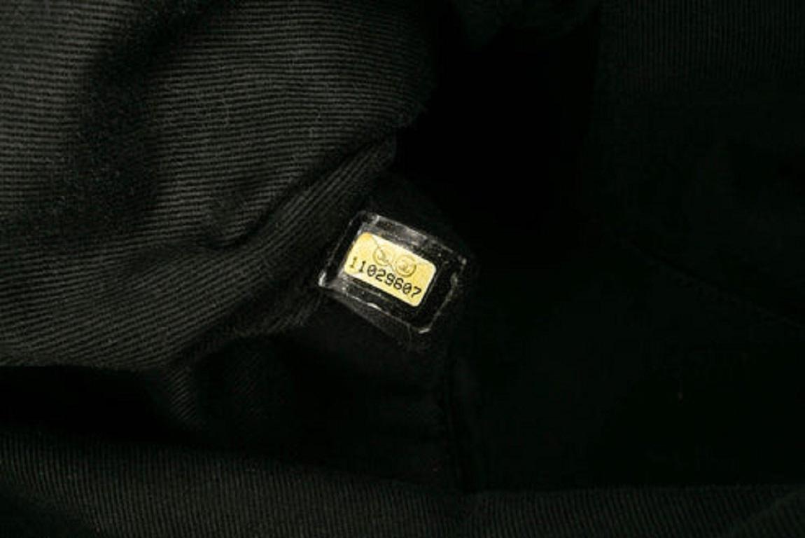 Chanel Gesteppte Stofftasche mit Tieren bedruckt Frühjahr, 2007 im Angebot 10