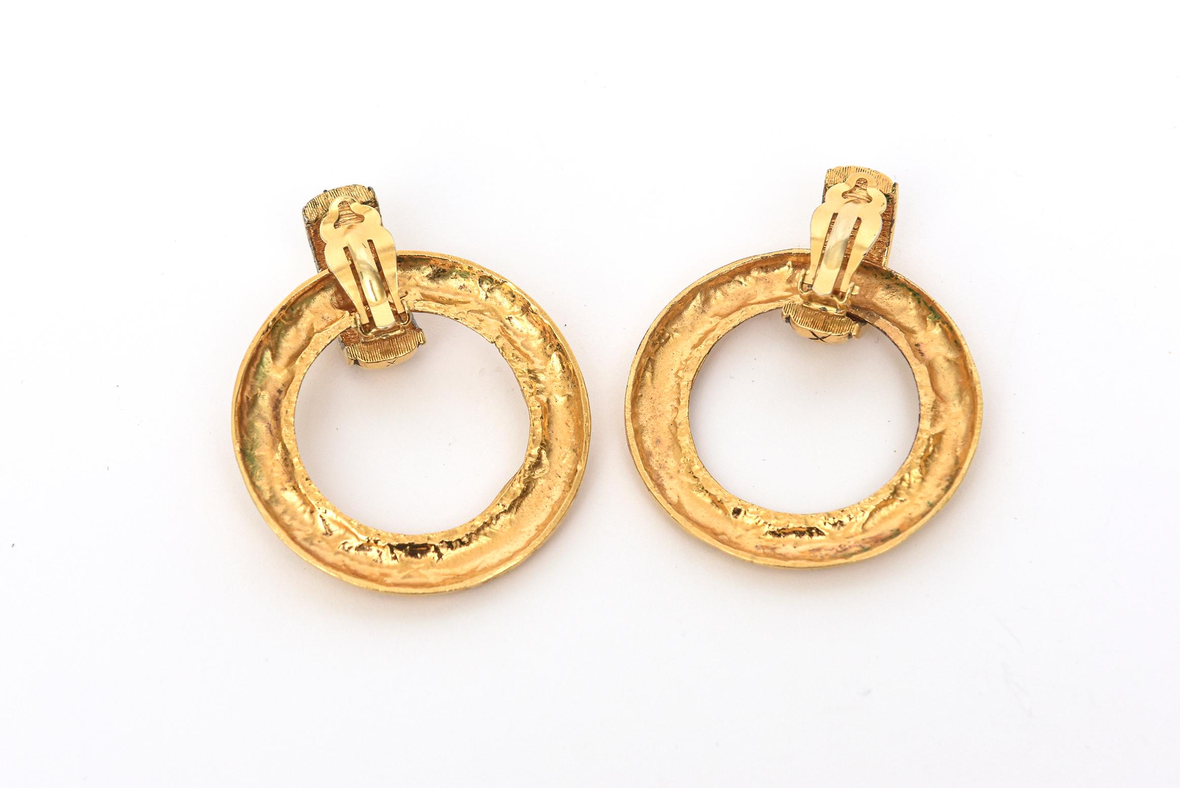 Modern Chanel Quilted Gold Plated Door Knocker Clip On Earrings 80's For Sale