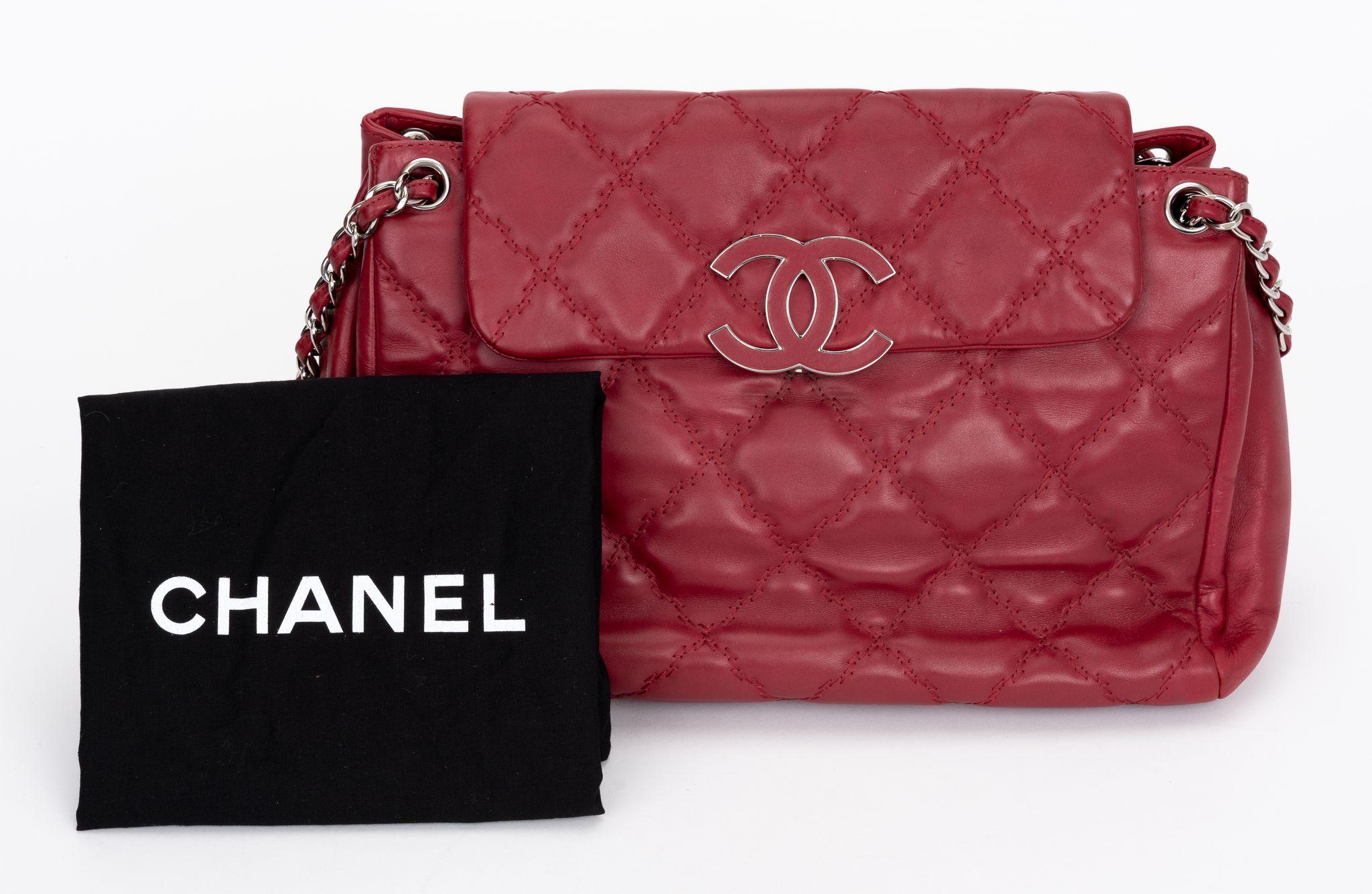 Chanel, la borsa trapuntata Hamptons con pattina in vendita 2