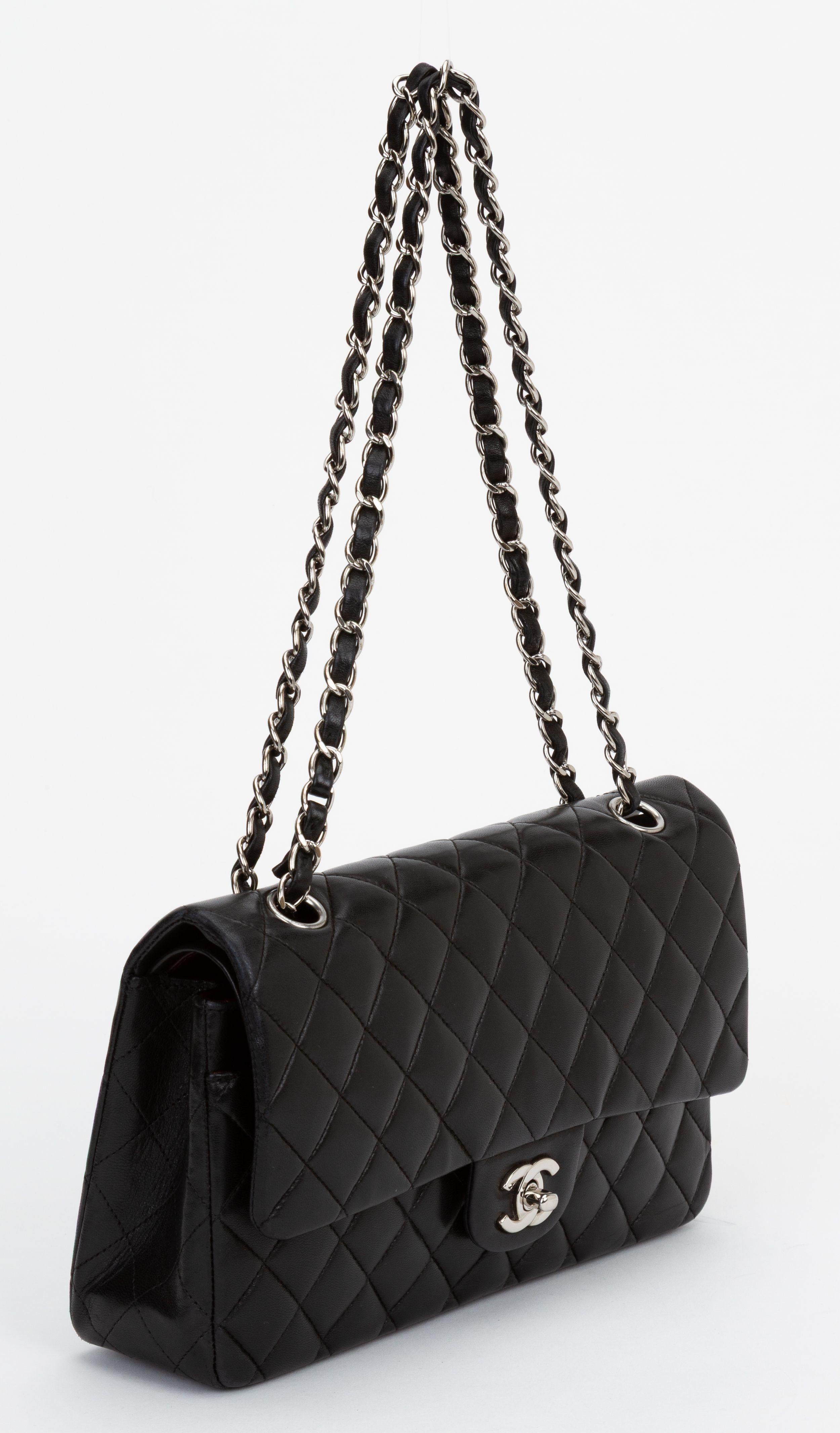 Noir Chanel - Sac à double rabat Jumbo matelassé en vente