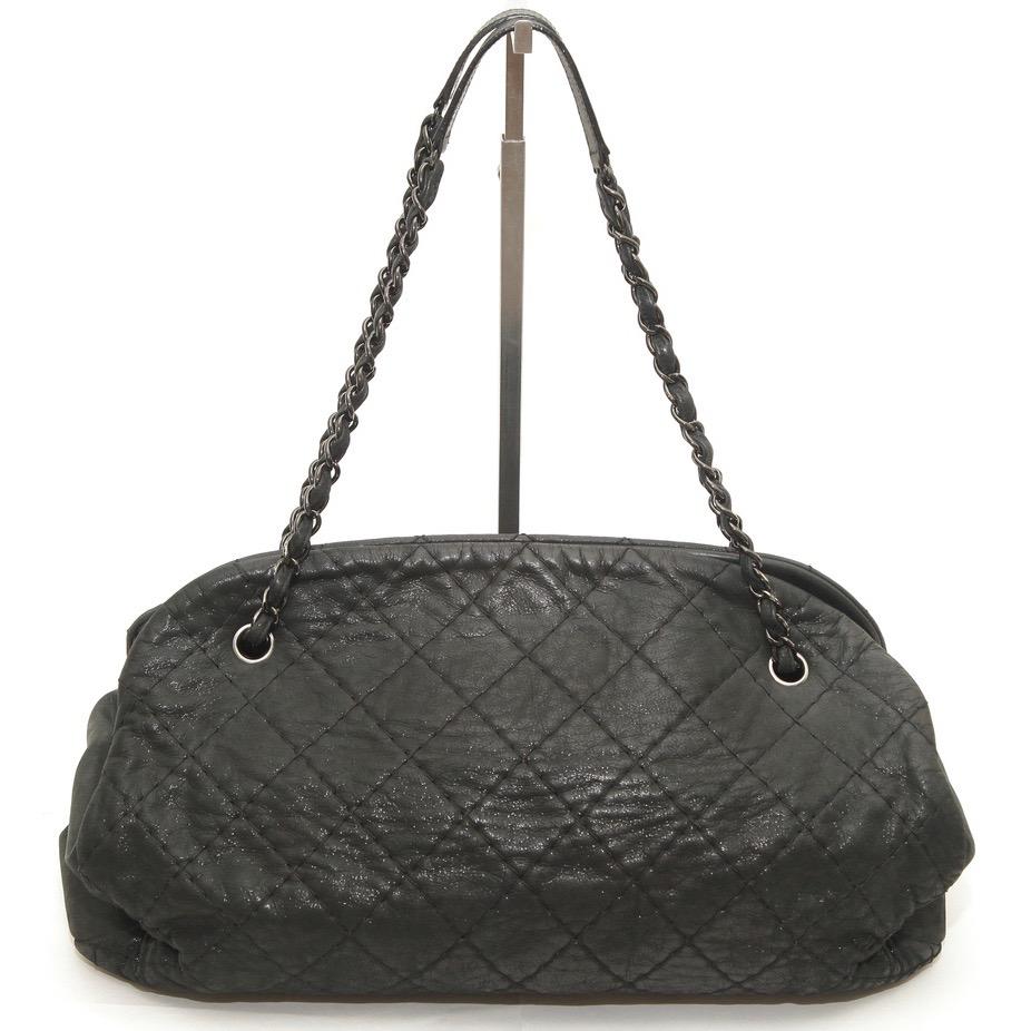 CHANEL Black Shoulder Bag Bowling JUST MADEMOISELLE Quilted Iridescent Chain In Good Condition For Sale In Hollywood, FL