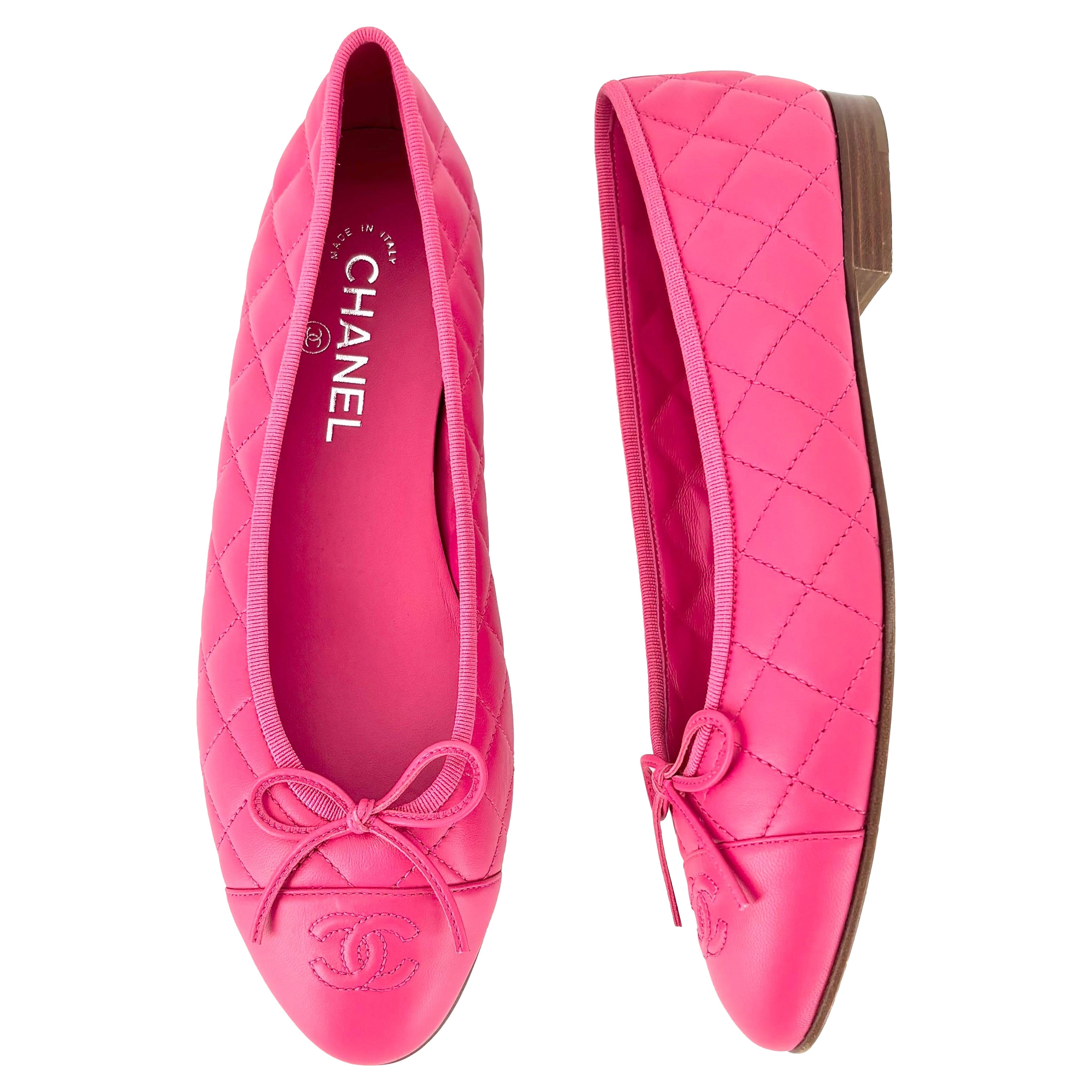 Chanel Trapuntato in pelle d'agnello CC Logo Punta a CAP Rosa Scuro Ballerine Scarpe 40