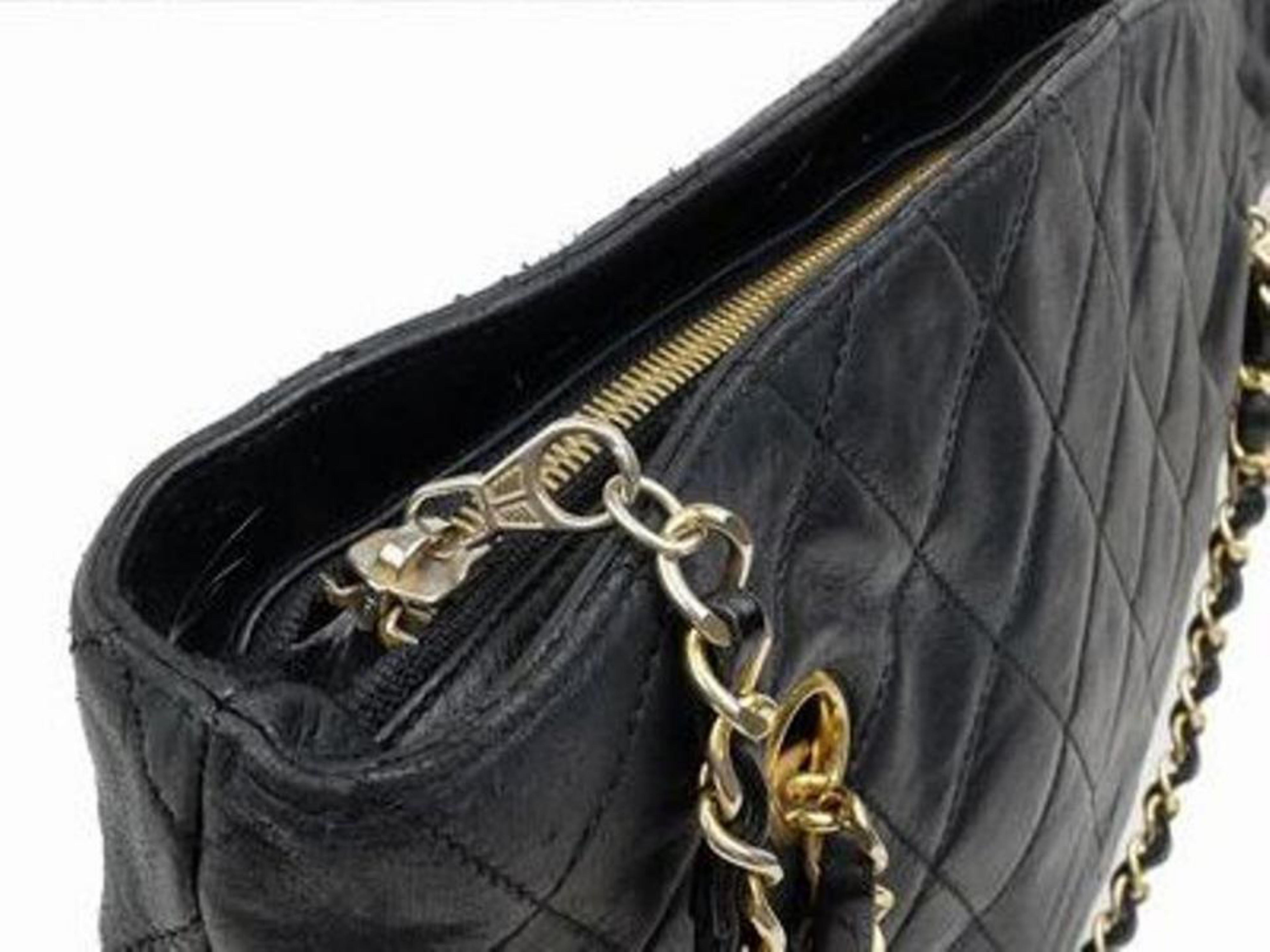 Chanel Quilted Lambskin Chain Tote 221034 Black Leather Shoulder Bag For Sale 1