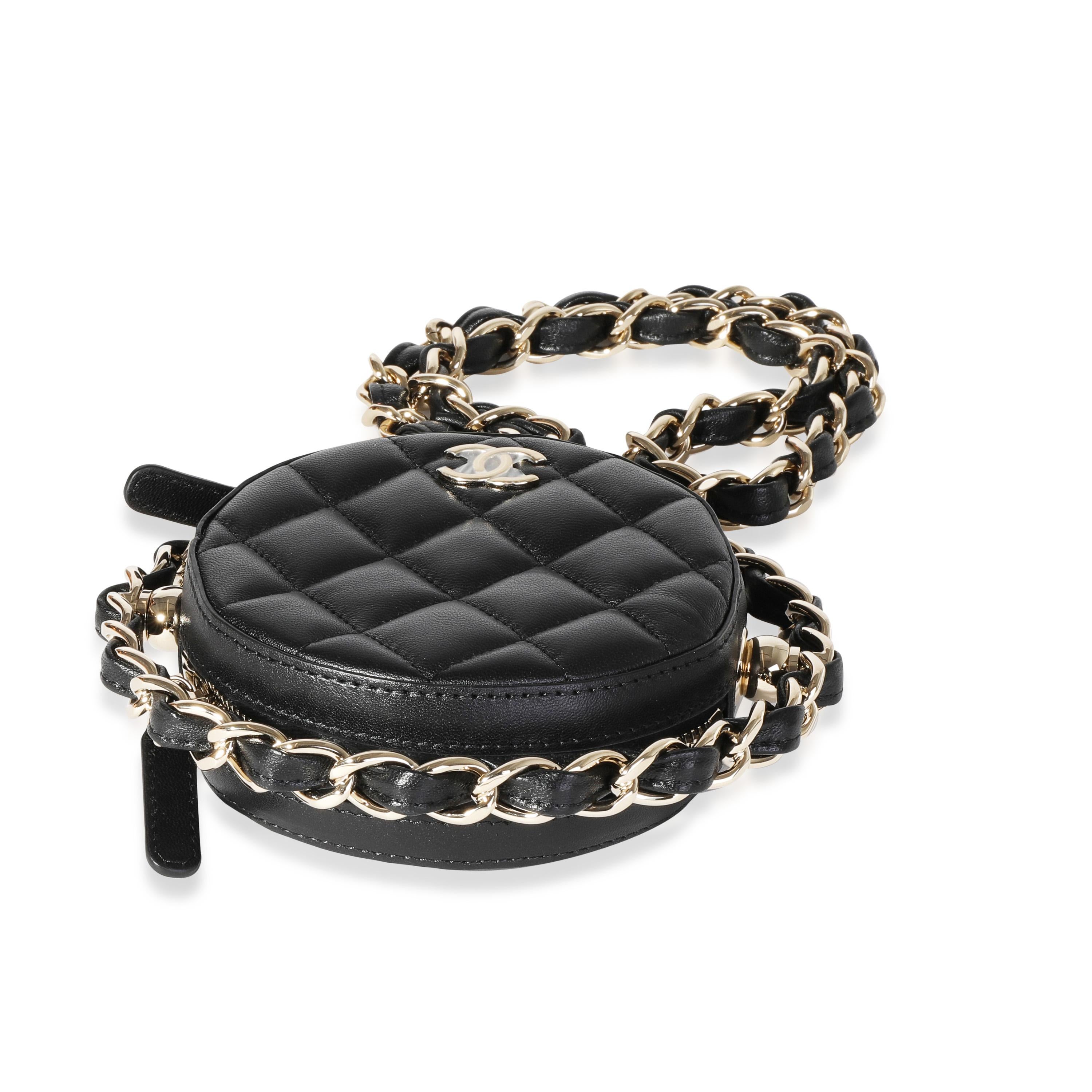 Chanel Quilted Lambskin Clutch with Chain In Excellent Condition In New York, NY