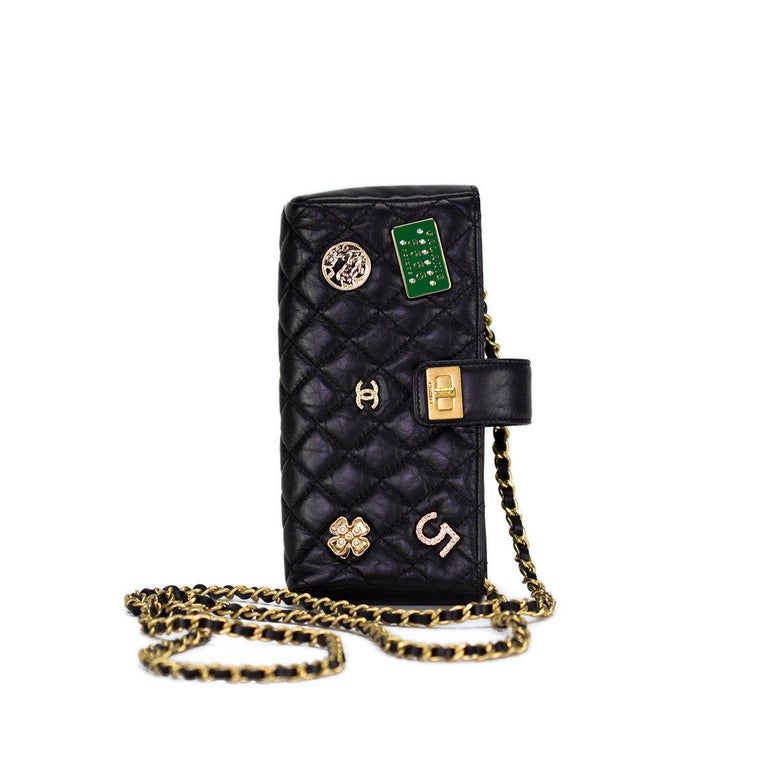 Chanel Quilted Lambskin Crossbody Clutch In Good Condition For Sale In Miami, FL