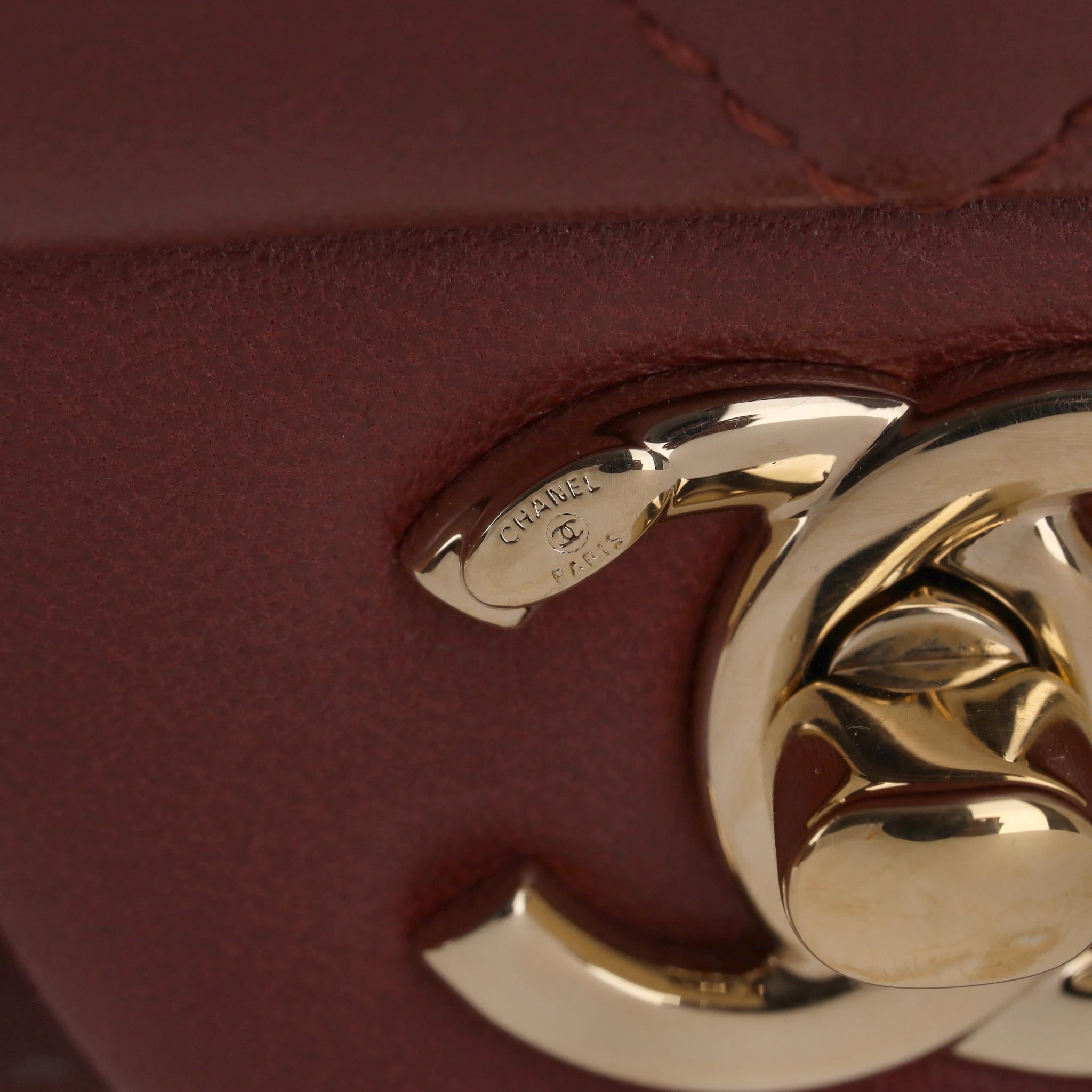 Borsa Chanel in pelle d'agnello trapuntata con patta facile da trasportare in vendita 3