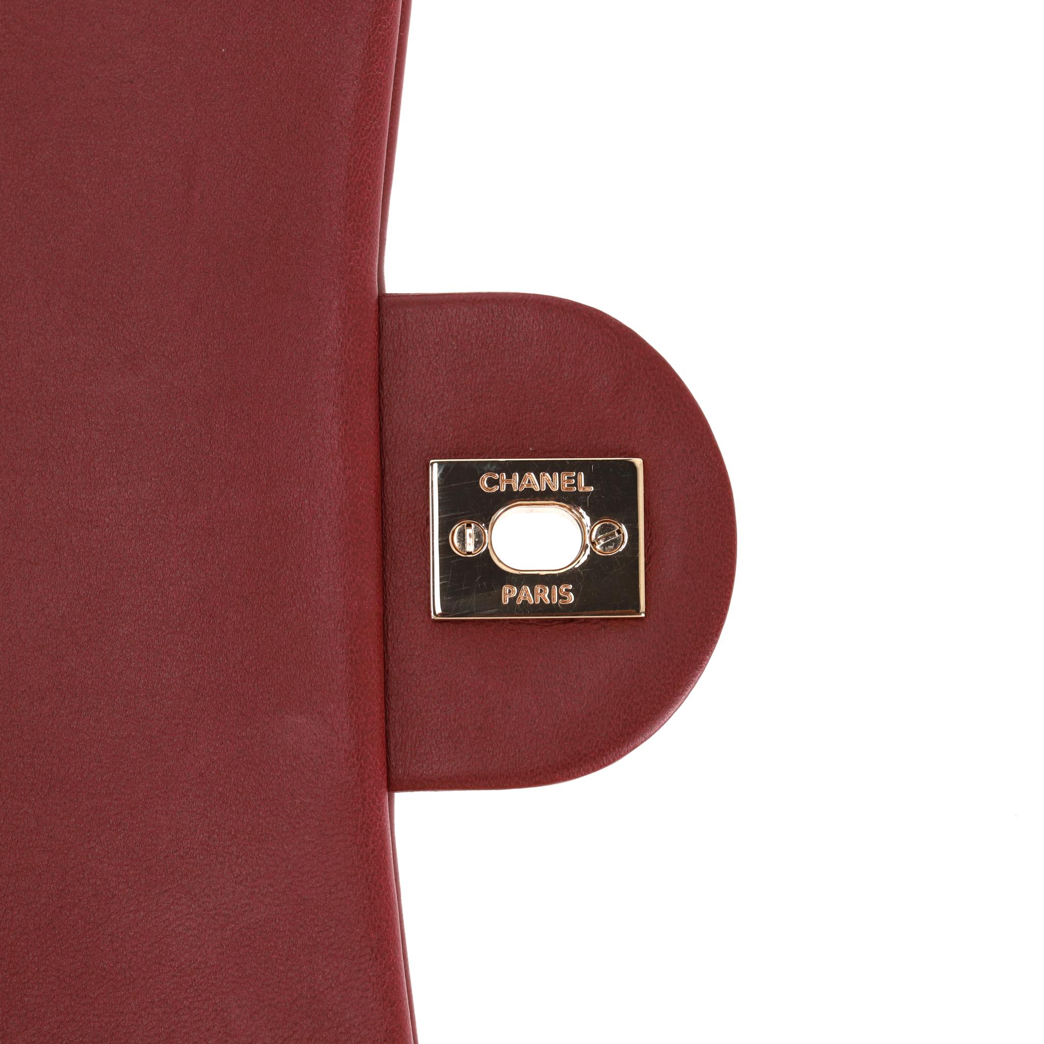 Borsa Chanel in pelle d'agnello trapuntata con patta facile da trasportare in vendita 4