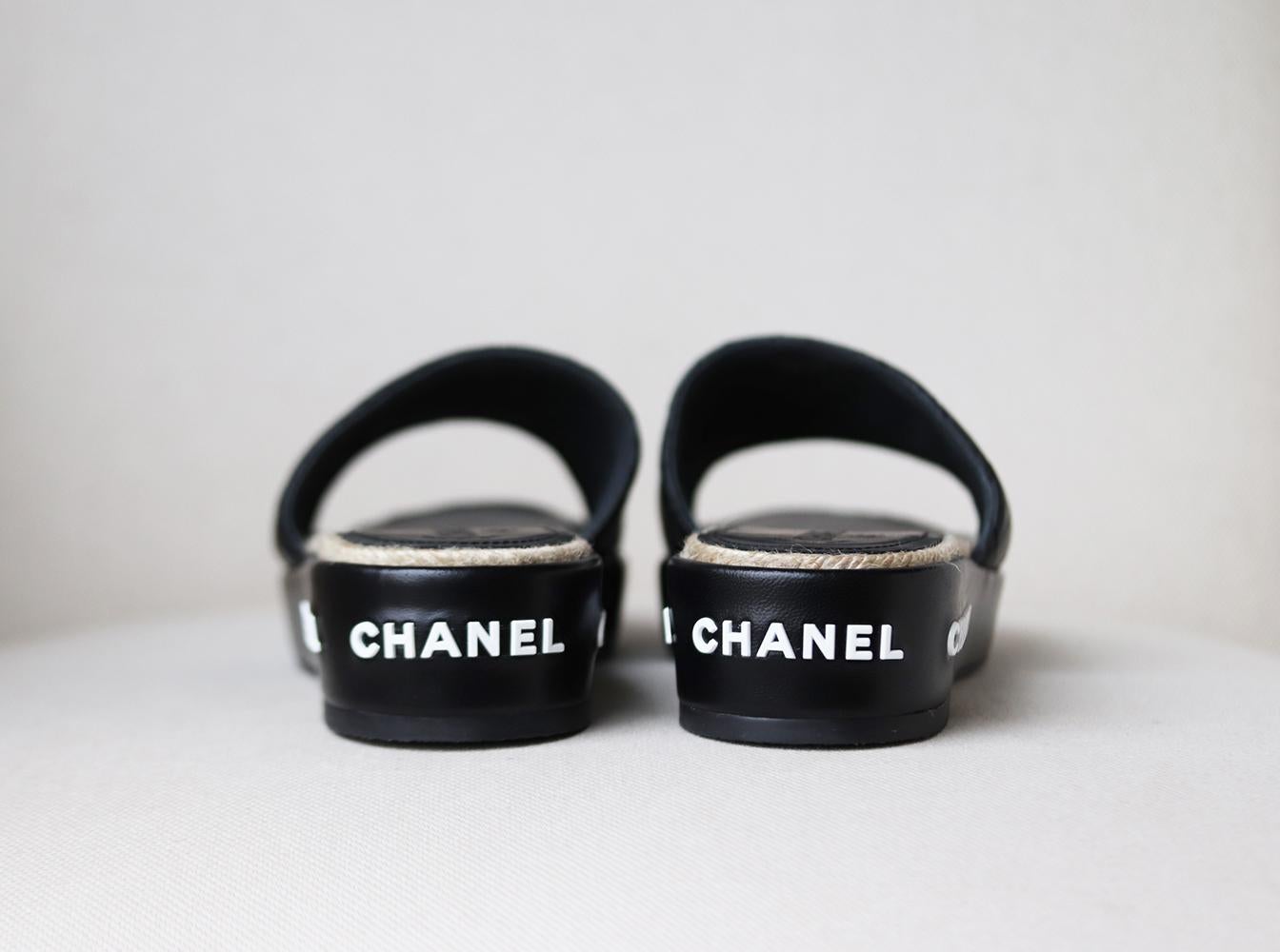 chanel slides quilted