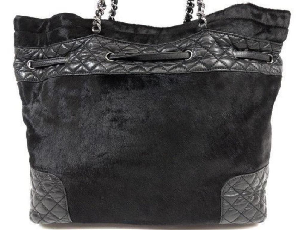 Chanel Quilted Lambskin Hair Chain 232104 Black Pony Fur Tote For Sale 1