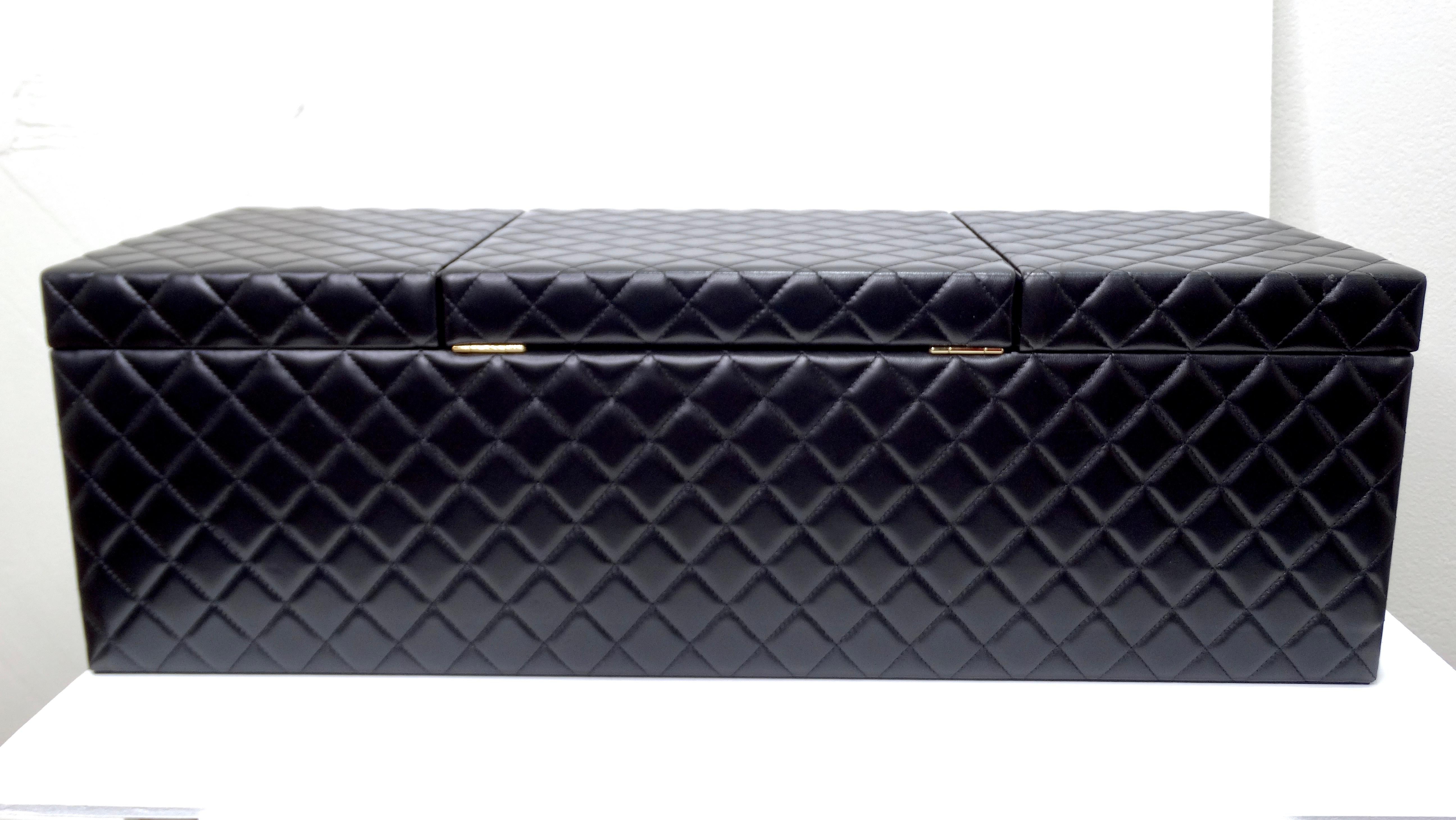 Chanel Quilted Lambskin Leather CC Pearl Large Jewelry Box For Sale 1