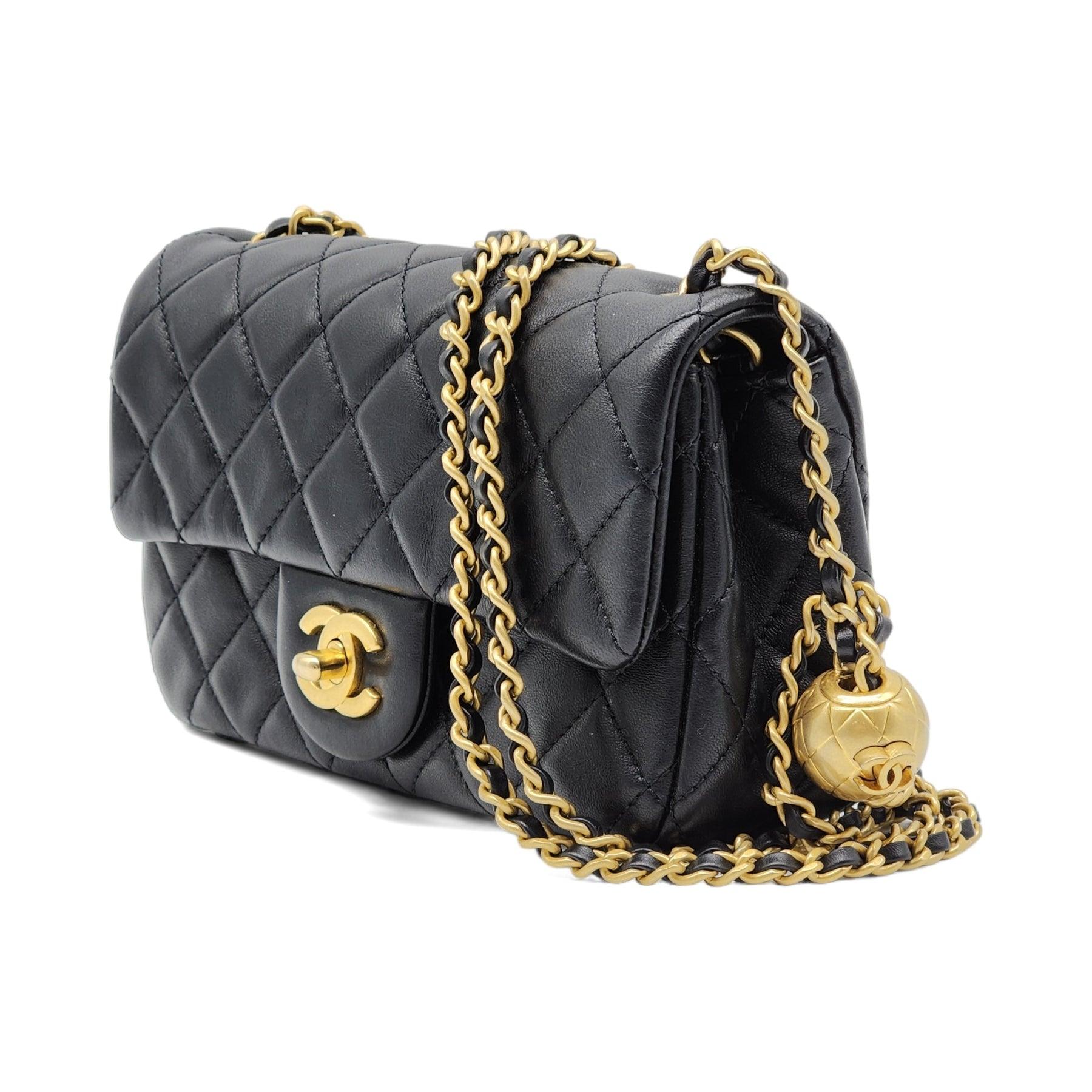 Chanel Quilted Lambskin Leather Pearl Crush Mini Flap Bag in Black In Excellent Condition For Sale In Los Angeles, CA