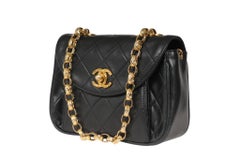 Chanel Quilted Lambskin Shoulder Bag Gold Hardware Crossbody Mini Vintage 1990