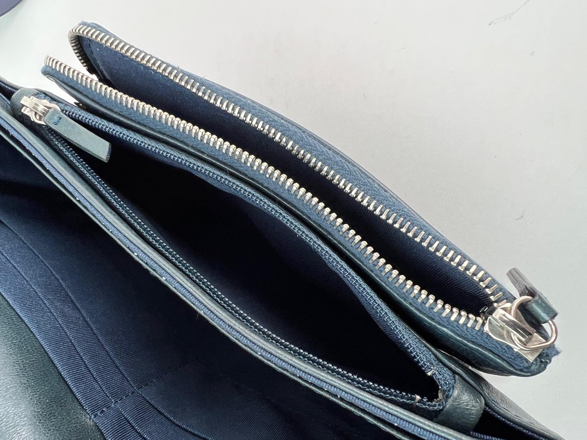 Chanel Quilted Lambskin Stitched Wallet on a Chain Crossbody Bag For Sale 3