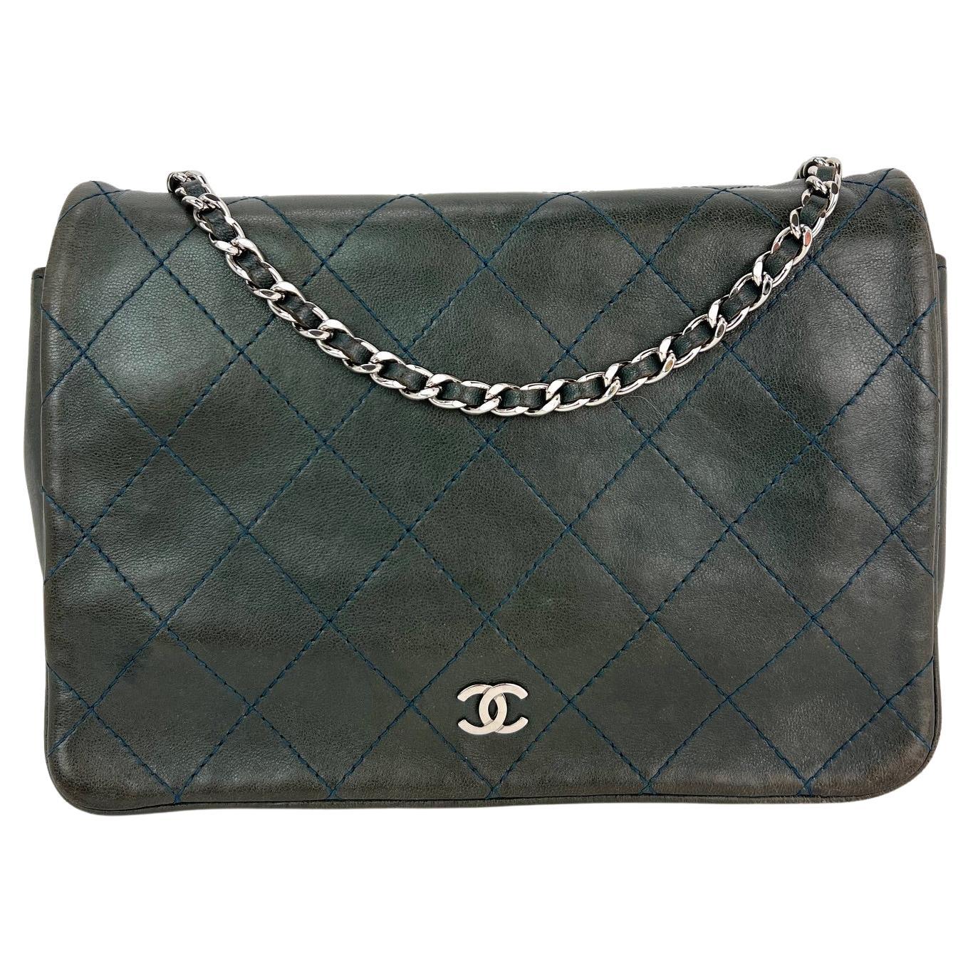 Chanel Quilted Lambskin Stitched Wallet on a Chain Crossbody Bag For Sale
