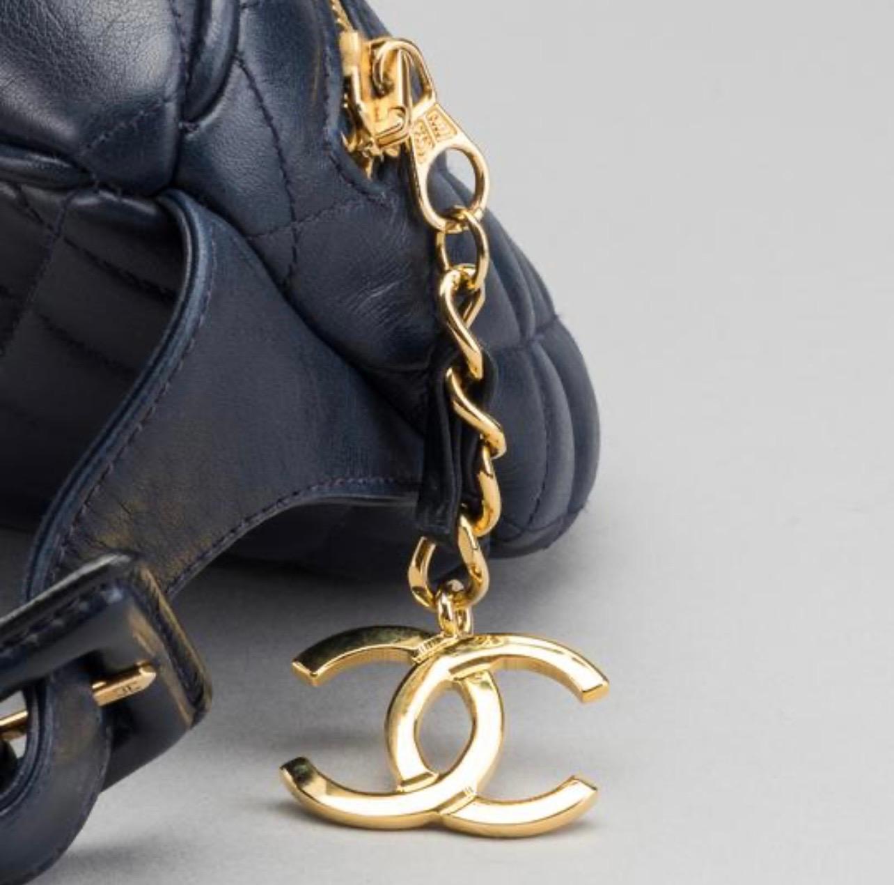 Riñonera Chanel de piel de cordero acolchada en venta 2