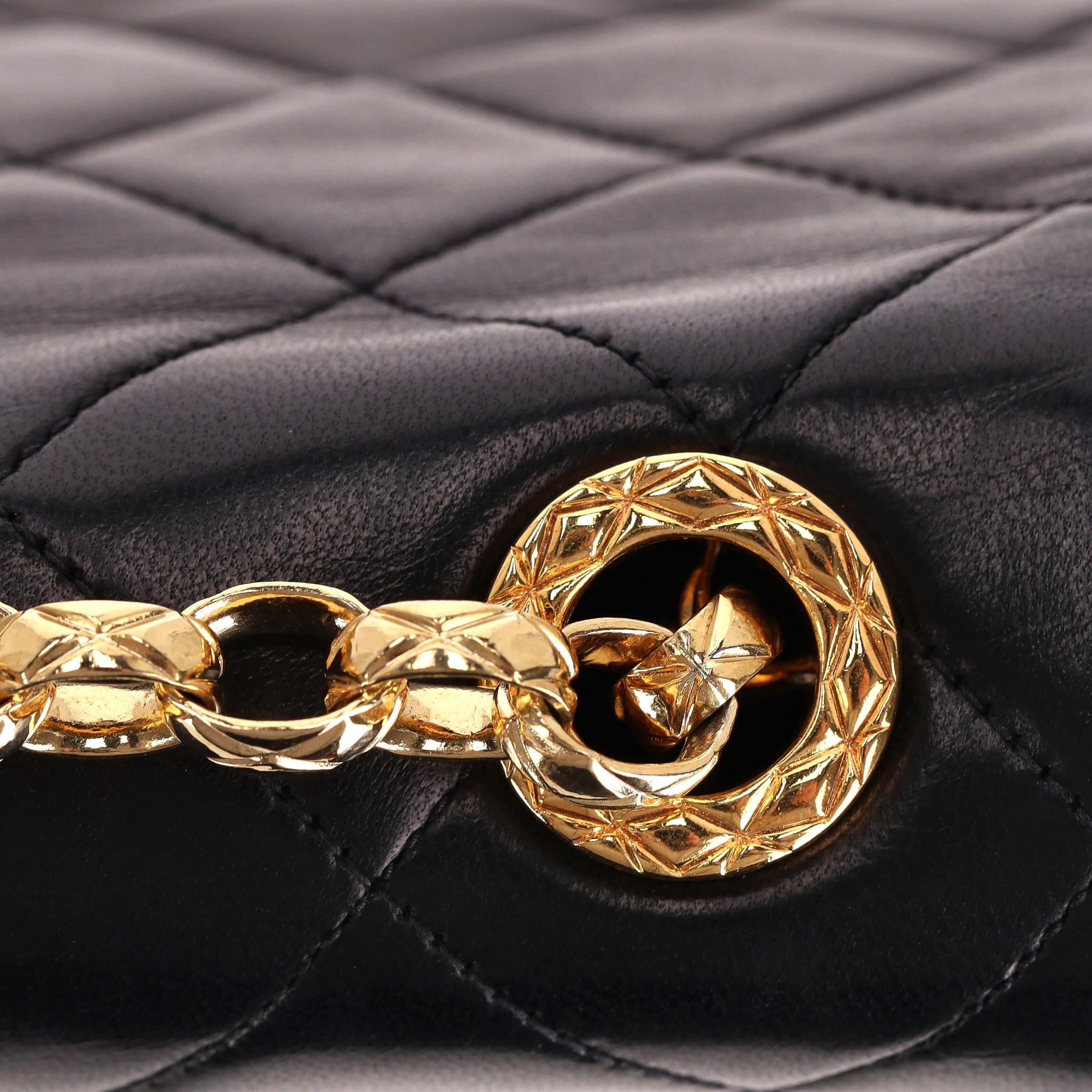 Bolso Crossbody/Hombro Chanel con solapa Bijoux de piel acolchada en venta 4