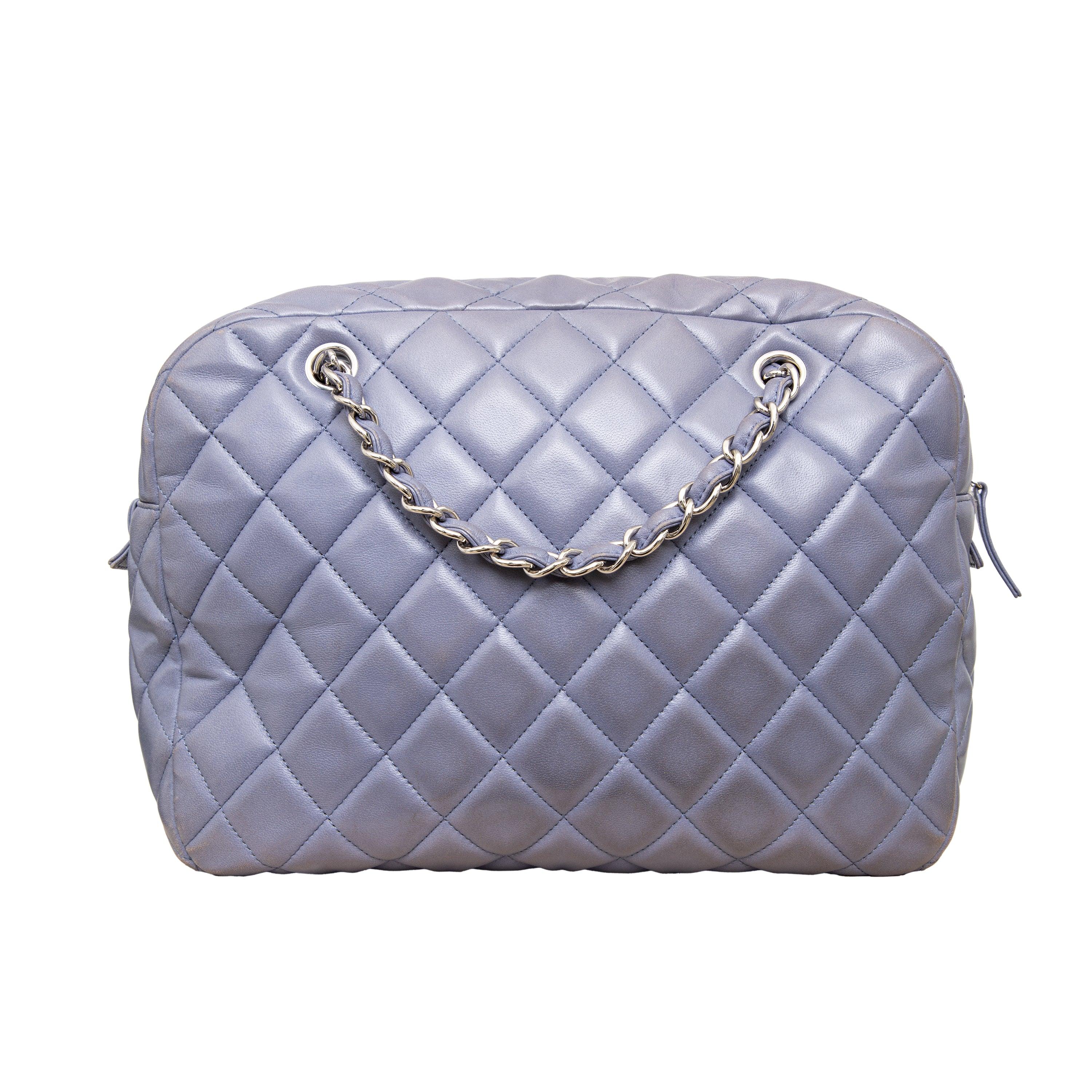 Women's Chanel Quilted Leather Camera Bag - '10s For Sale