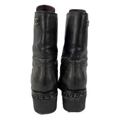 CHANEL Gesteppte Lederkette CC Combat Stiefel 37,5 US 7,5