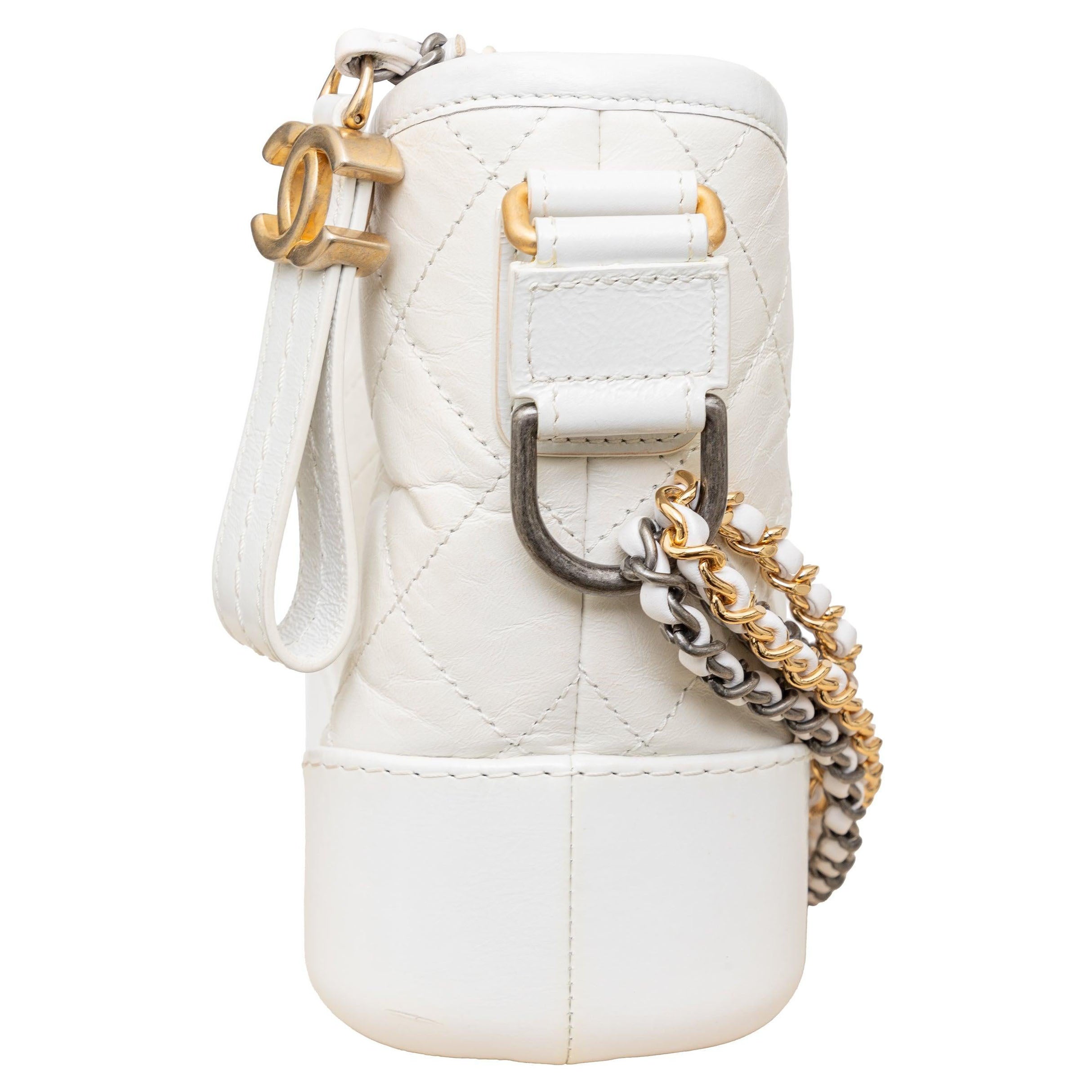 Bolso Hobo Gabrielle de piel acolchada Chanel - Años 10