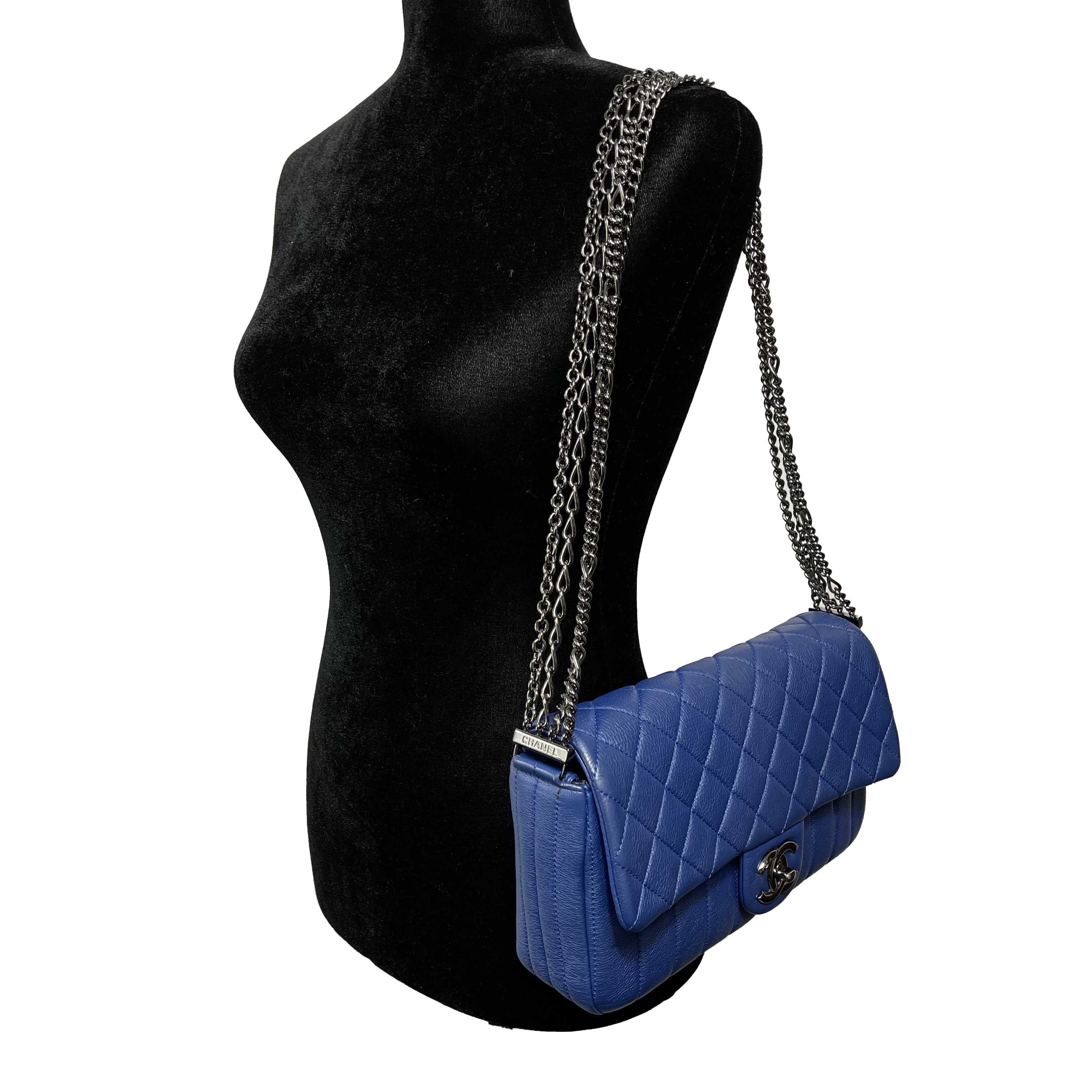 CHANEL Quilted Leather Medium Single Flap Blue / Ruthenium Shoulder Bag 6