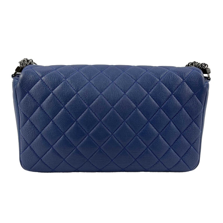 CHANEL Quilted Leather Medium Single Flap Blue / Ruthenium