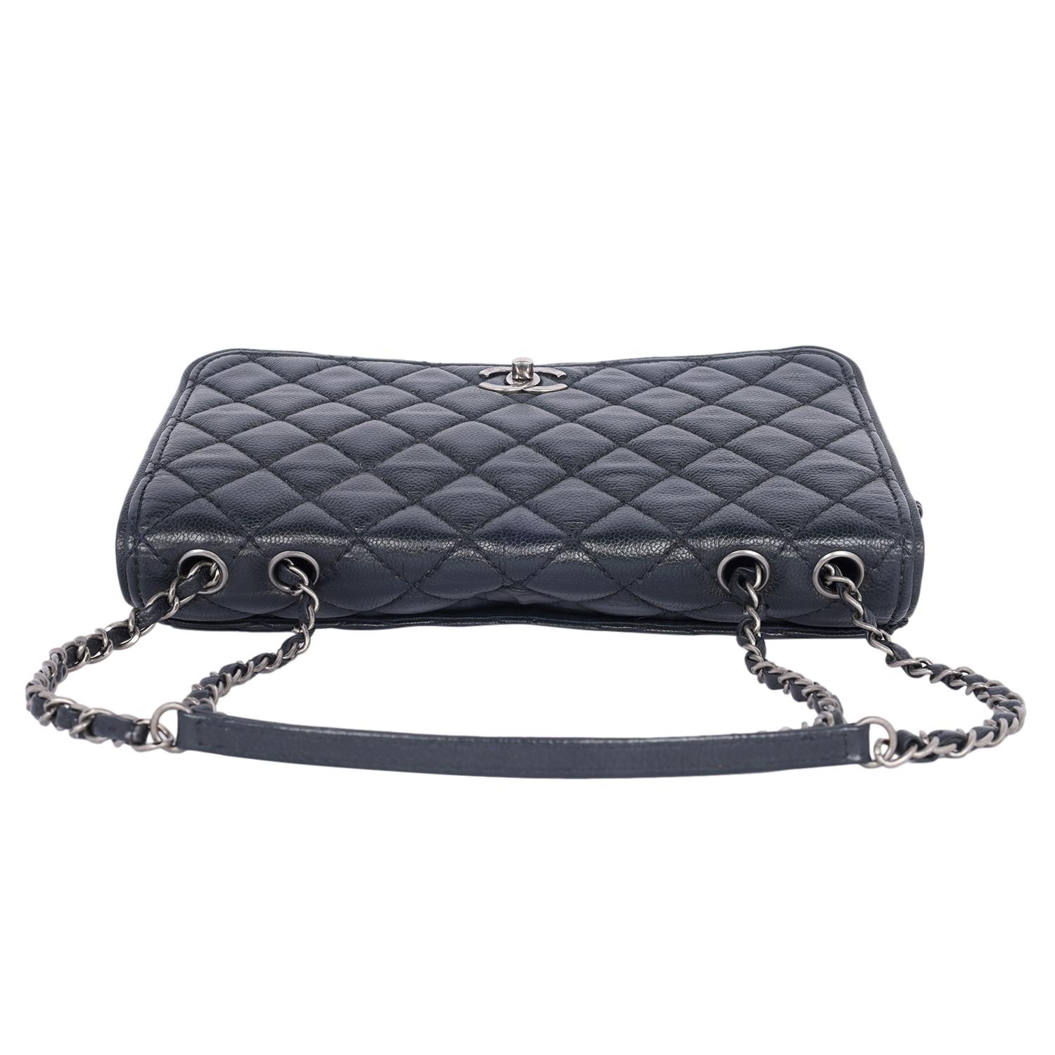 Chanel Quilted Matelasse CC Logo Caviar Leather For Sale 4