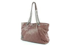 Chanel Quilted Mauve Charm Chain Tote 7ce0104 Burgundy Leather Shoulder Bag