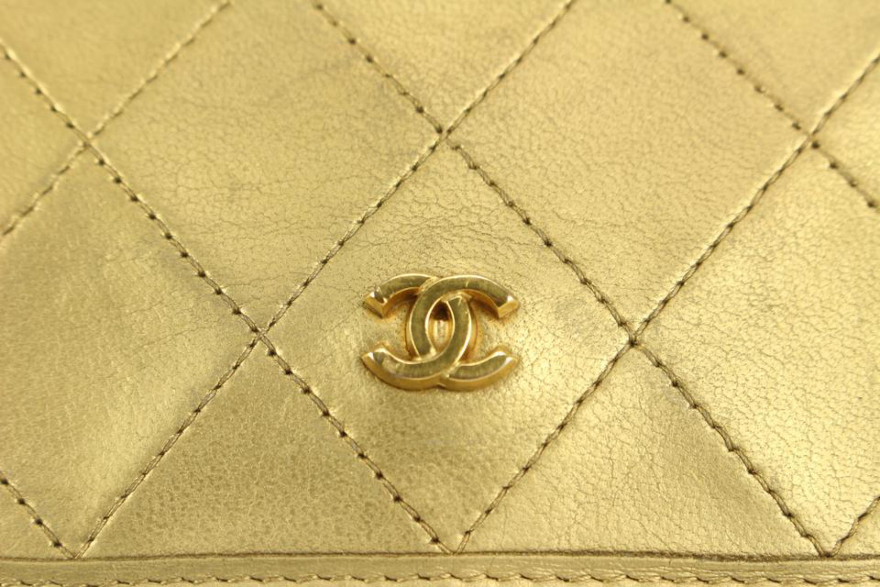 Chanel Quilted Mini Gold Classic Flap Pouch Chain Bag 1111c28 For Sale 5