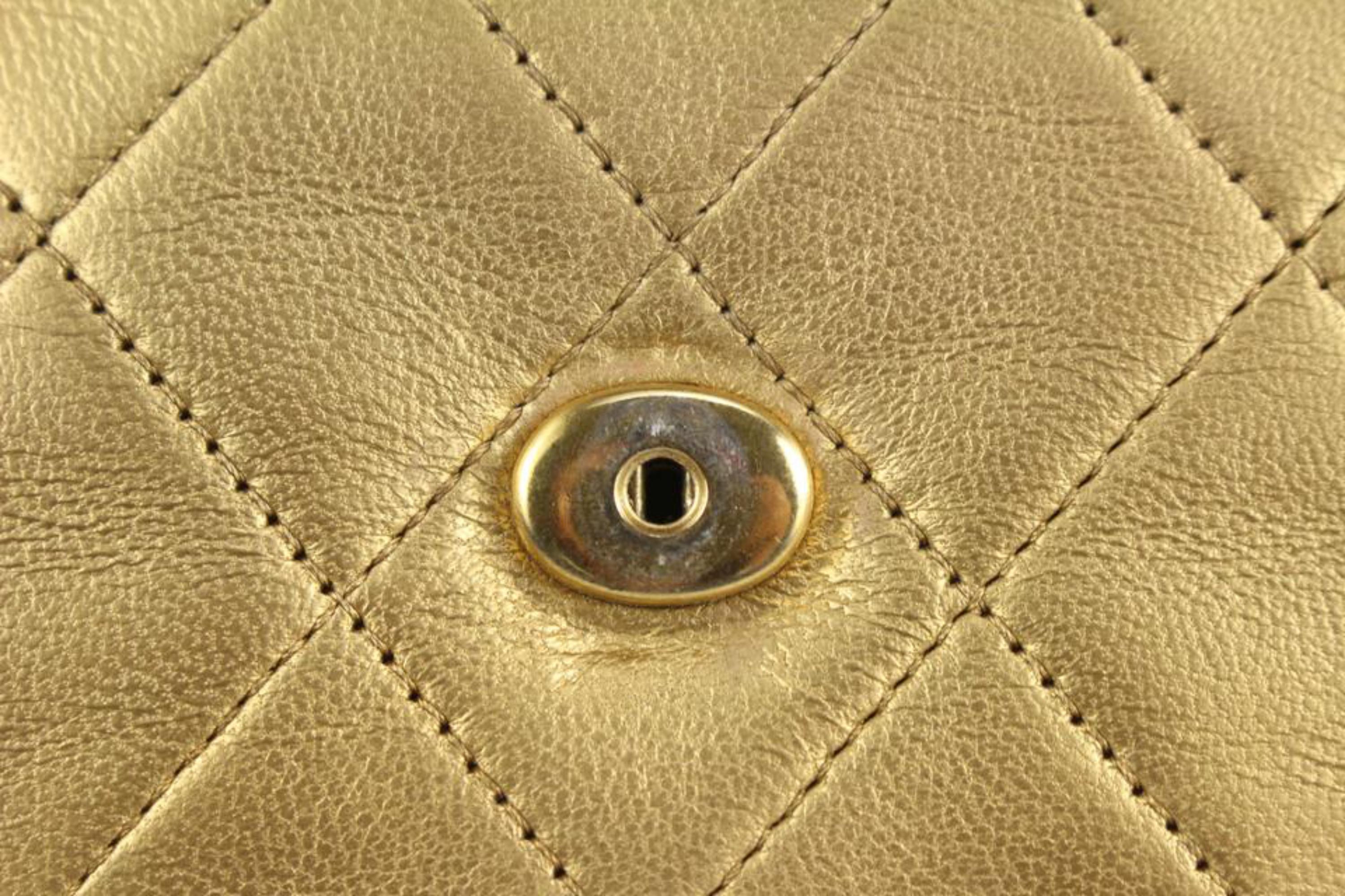 Chanel Quilted Mini Gold Classic Flap Pouch Chain Bag 1111c28 For Sale 4