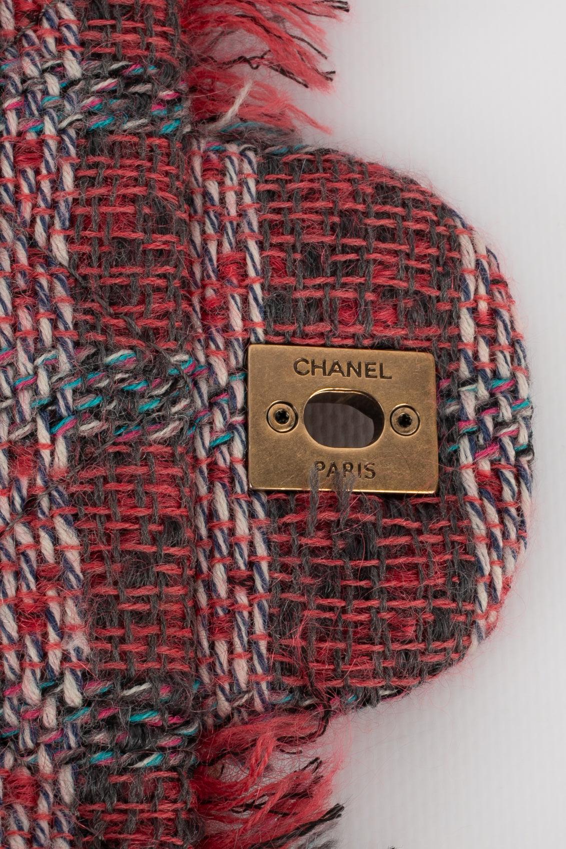 Chanel Bolso Acolchado de Tweed Multicolor, 2014/2015 en venta 4