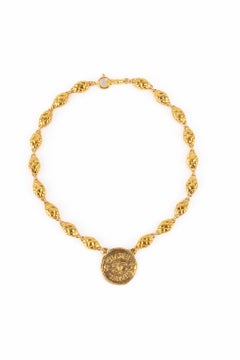 Chanel quilted necklace