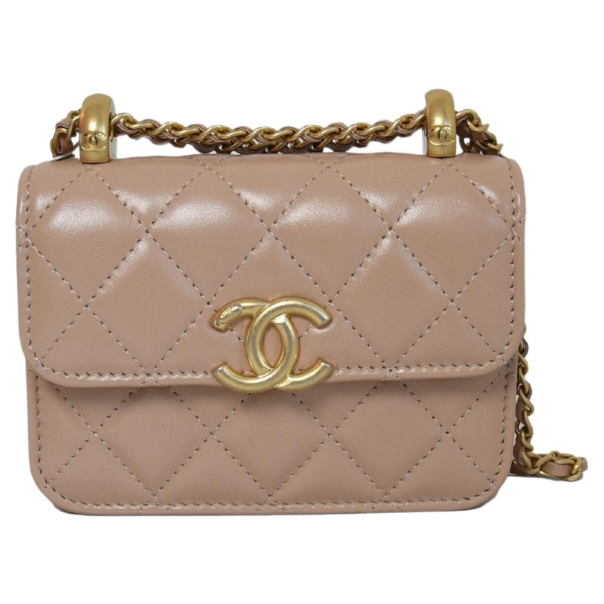 Chanel Quilted Perfect Fit Card Holder Pearl Crush Chain Beige For Sale at  1stDibs  chanel card holder with chain chanel perfect fit chanel pearl  card holder