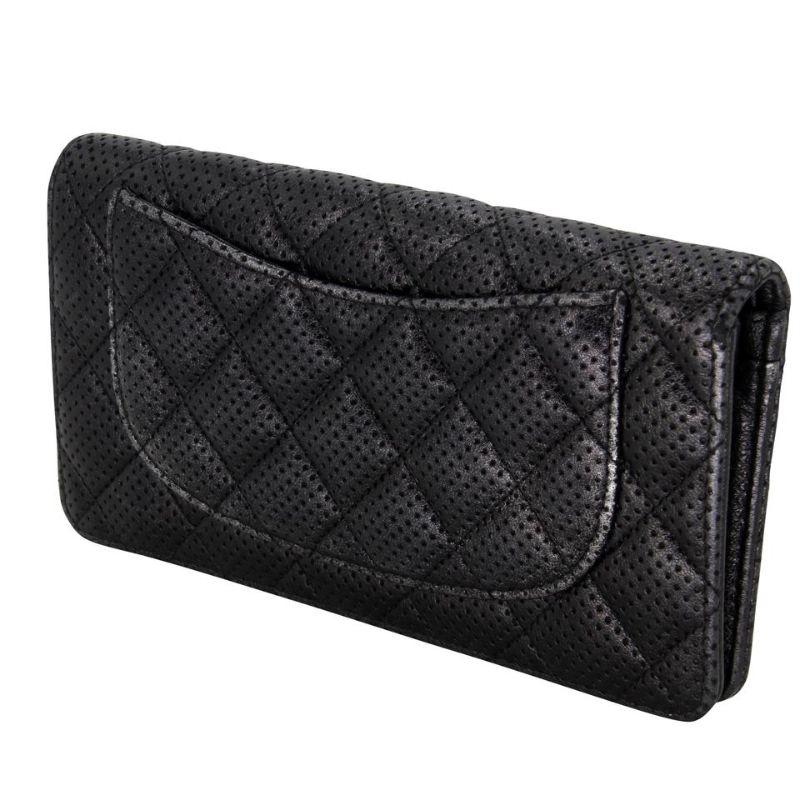 Black Chanel Quilted Perforated L Lambskin Leather Yen Wallet CC-0213N-0024