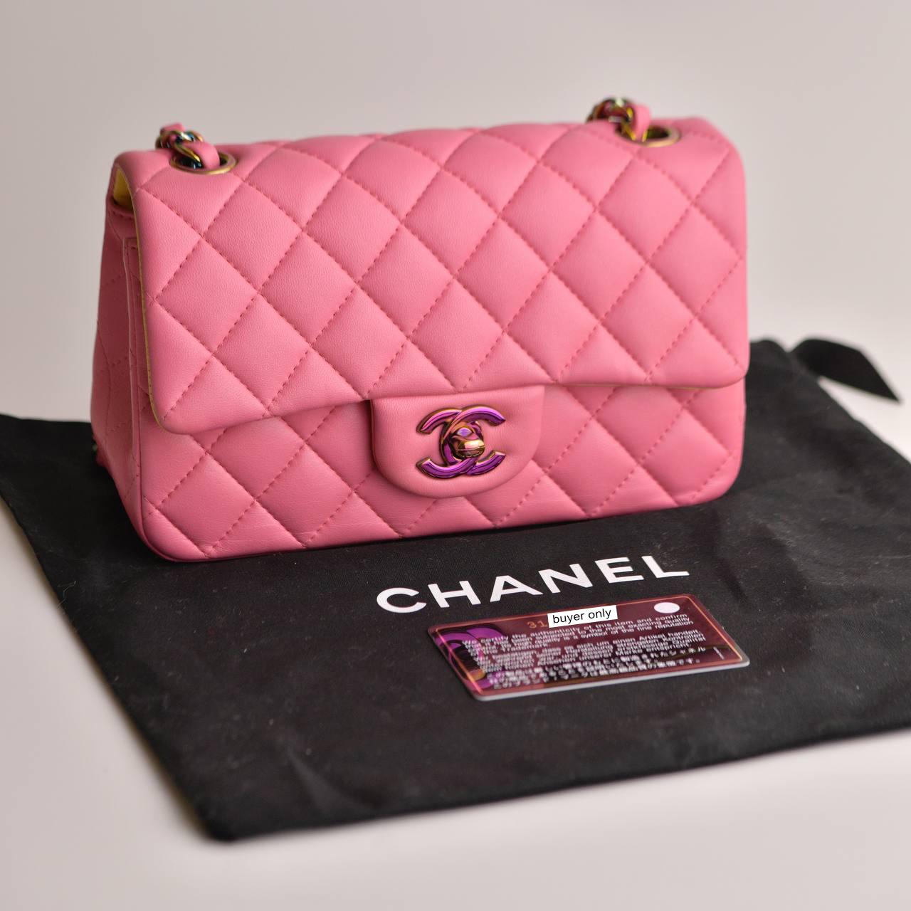 SKU	33301464
Comes With	Chanel Dust bag / Authentic Card
Date	2021
Model	Mini Single Flap
Serial Number	31******
Materials	Lambskin
Condition	Excellent
Other Info	Dimensions: Approximately 12cm x 20cm x