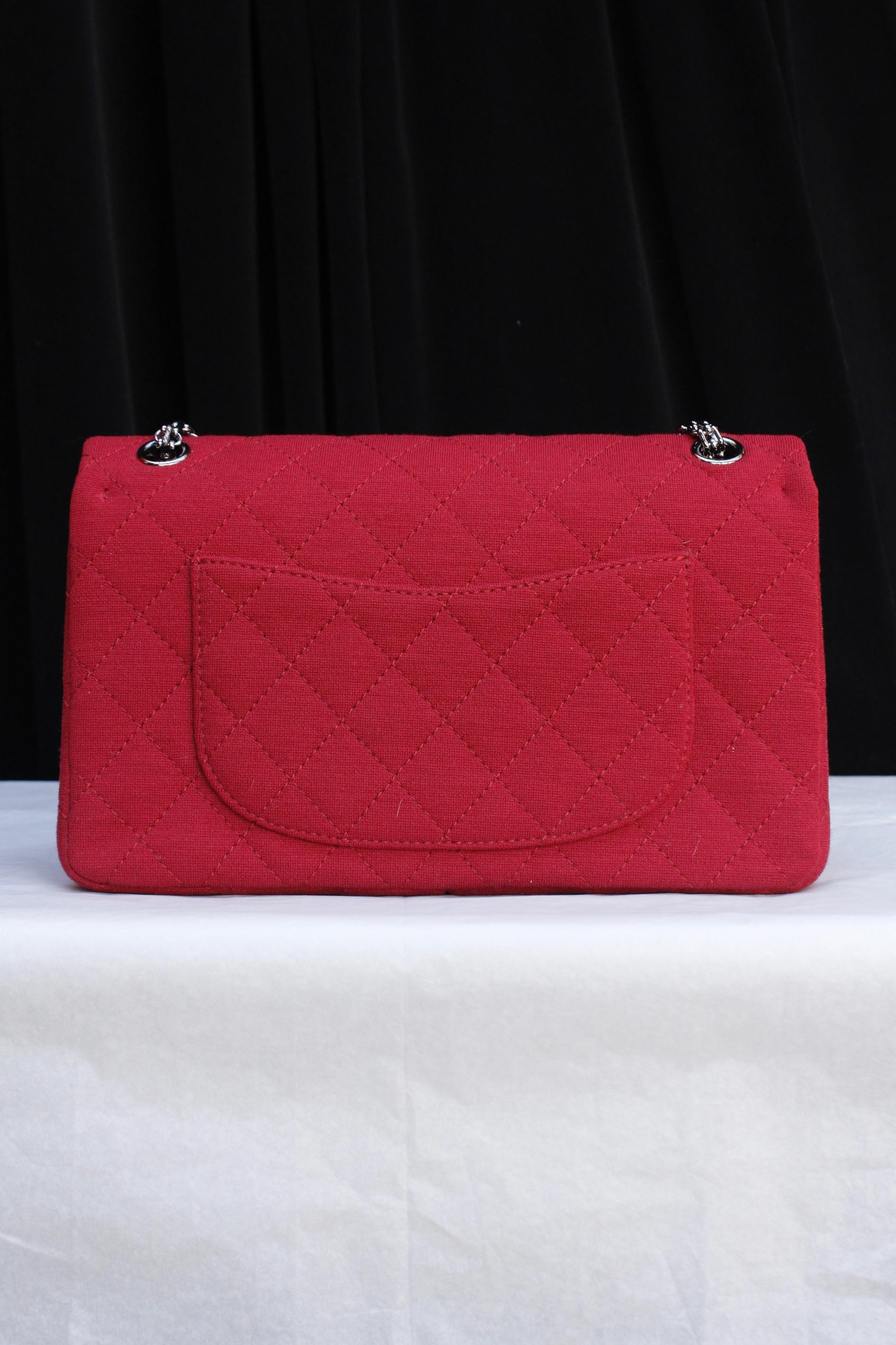 Women's Chanel quilted red jersey 2.55 bag with silver plated chain handle For Sale