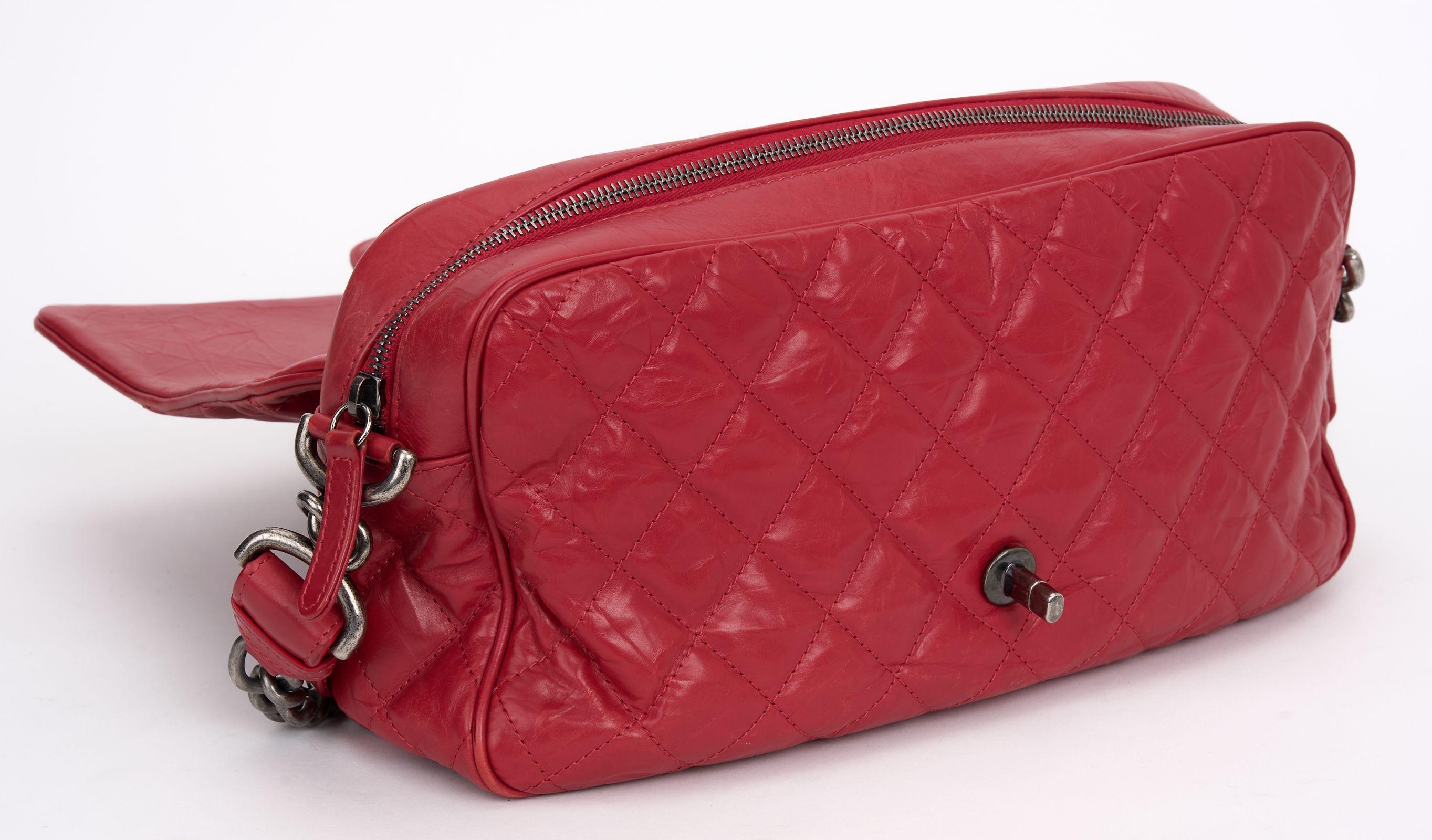 Rouge Chanel sac à rabat Rock Airline matelassé en vente