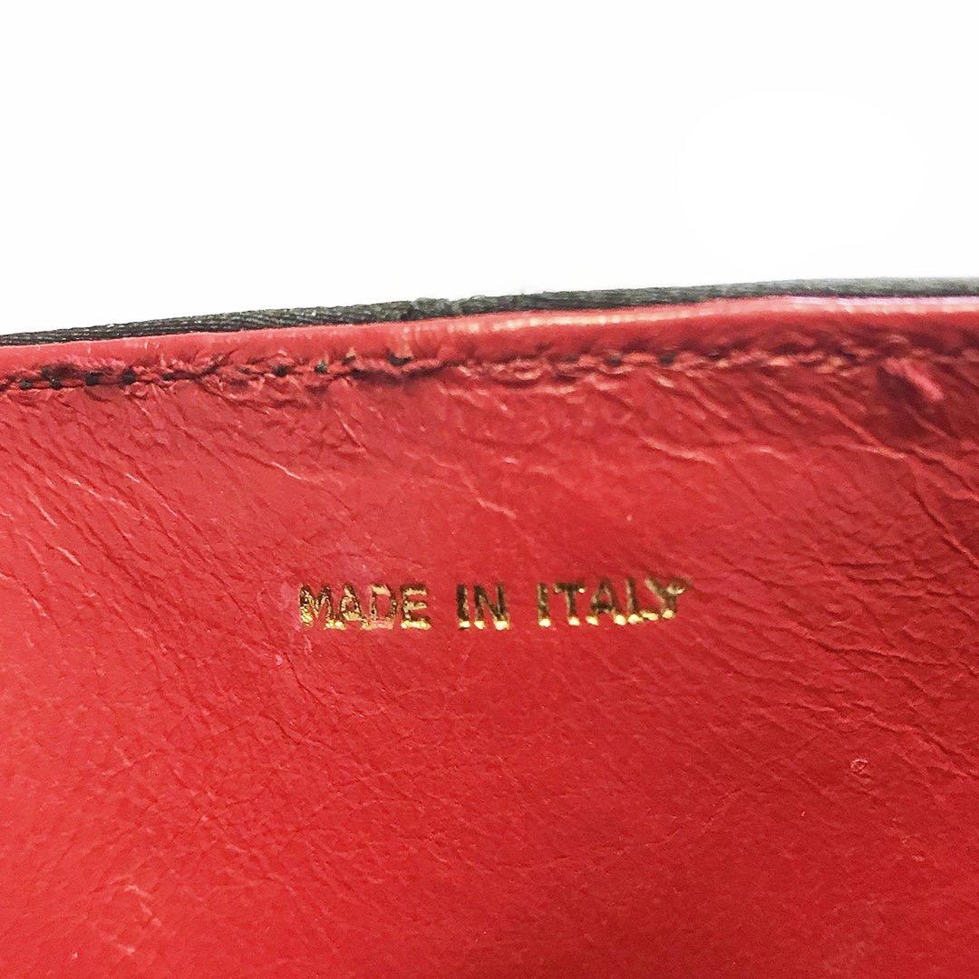 Chanel Umhängetasche aus gestepptem Satin (1991-1994) 7