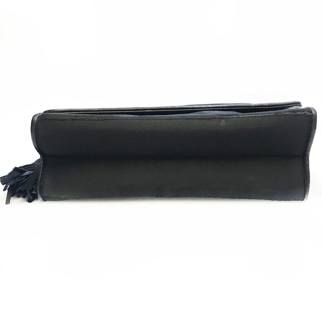 Chanel Umhängetasche aus gestepptem Satin (1991-1994) 1