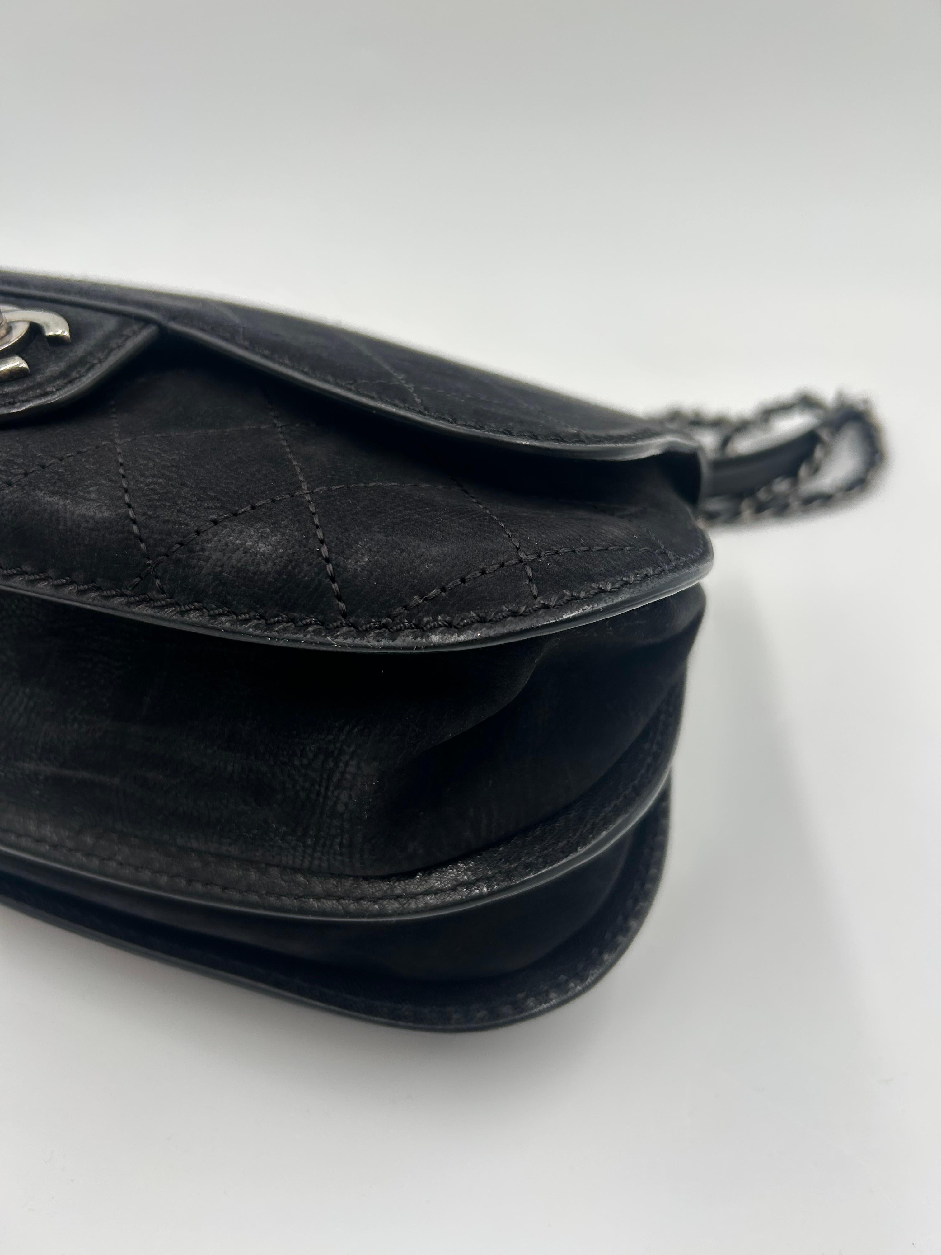 Chanel Gesteppte Wildleder Leder Dual Pouch Saddle Twin Coco Tasche 2013 im Angebot 6