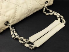 Chanel gesteppte Weekender Umhängetasche aus elfenbeinfarbenem Leder mit umwandelbarer Klappe 222978