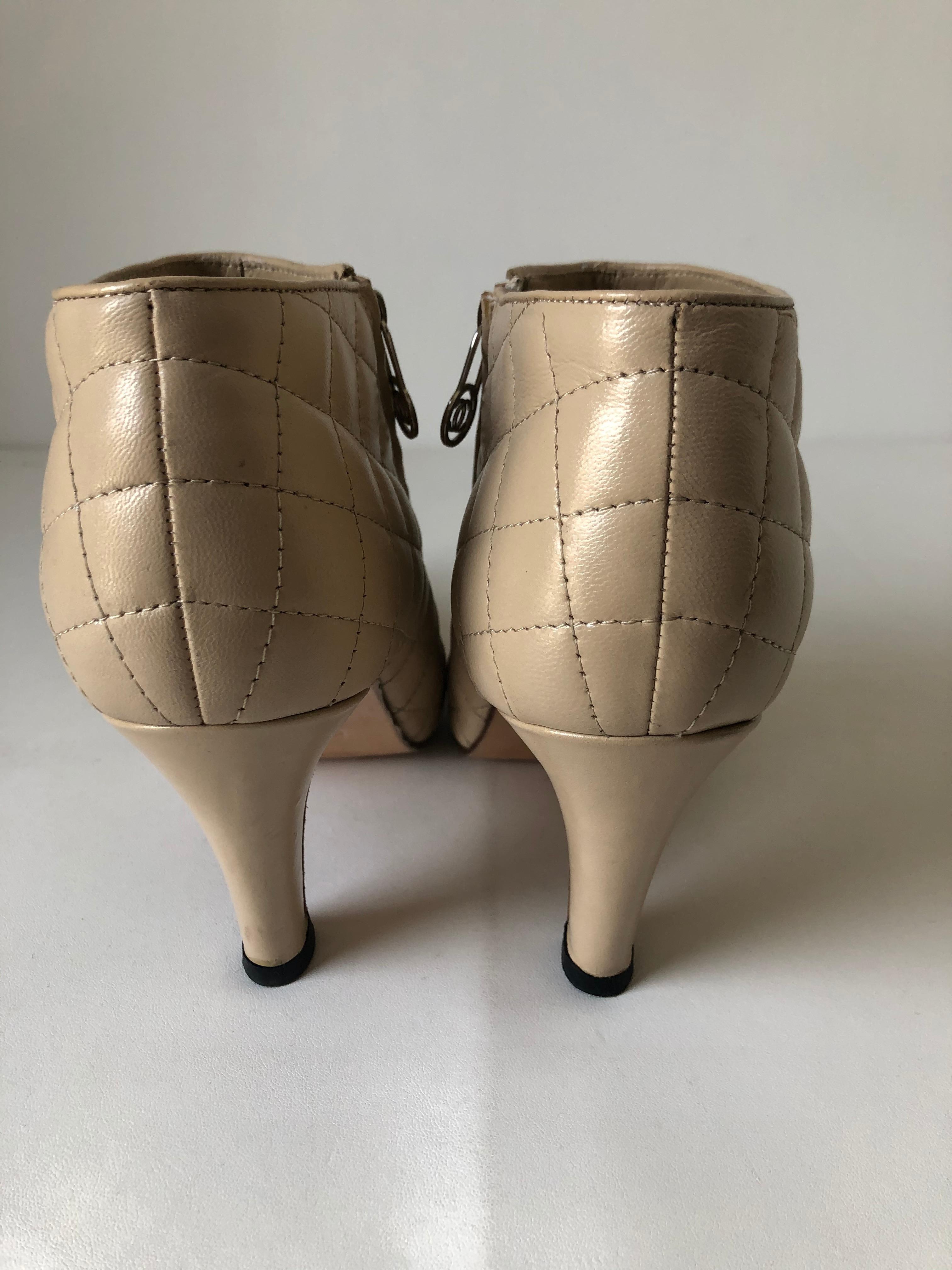 Women's Chanel Quitted Leather Ankle Boots Size 38