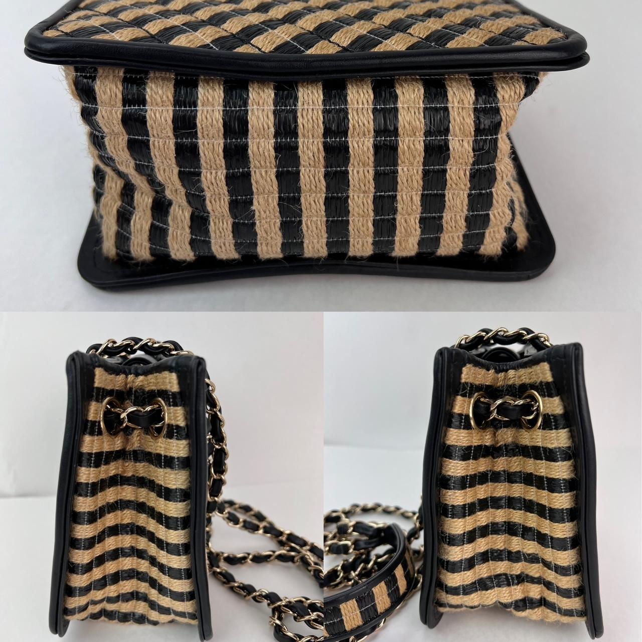 Chanel Raffia Jute Striped Urban Jungle Black Beige Bucket Bag In Excellent Condition In Freehold, NJ