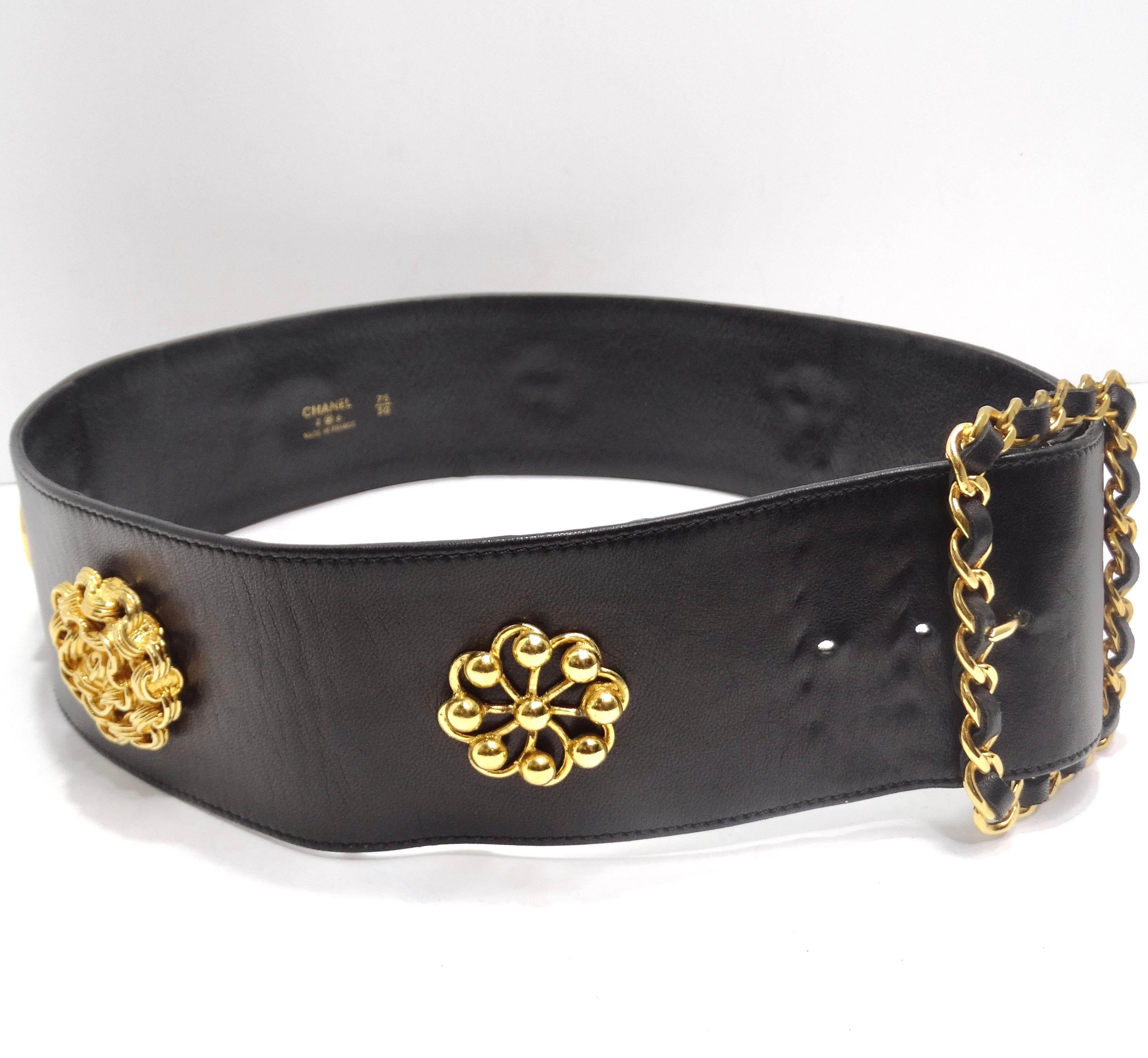 Chanel Rare 1980s Victoire De Castellane Gold Tone Black Leather Belt In Good Condition For Sale In Scottsdale, AZ