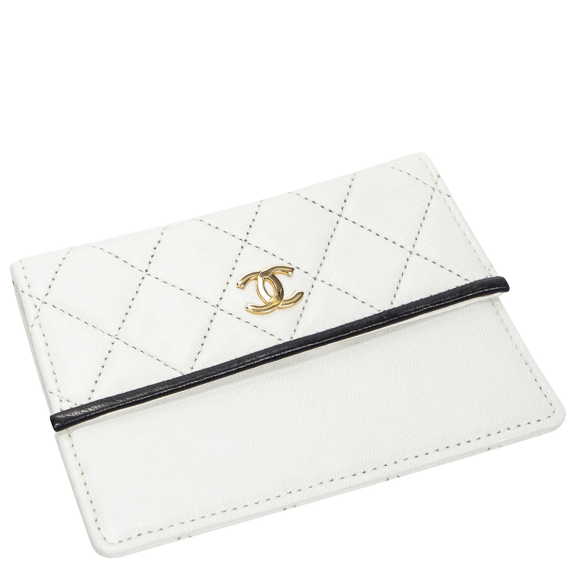 Chanel Rare 1989 Vintage Bicolor Flap Bag w/ Pouch For Sale 1