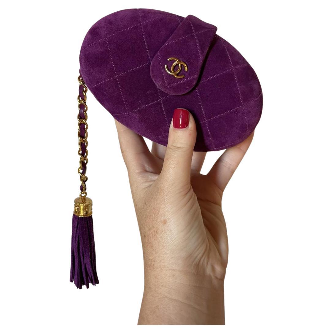 Chanel Rare 1994 Vintage lila Wildleder gesteppt Gold CC Quaste Minaudière Clutch im Angebot 6