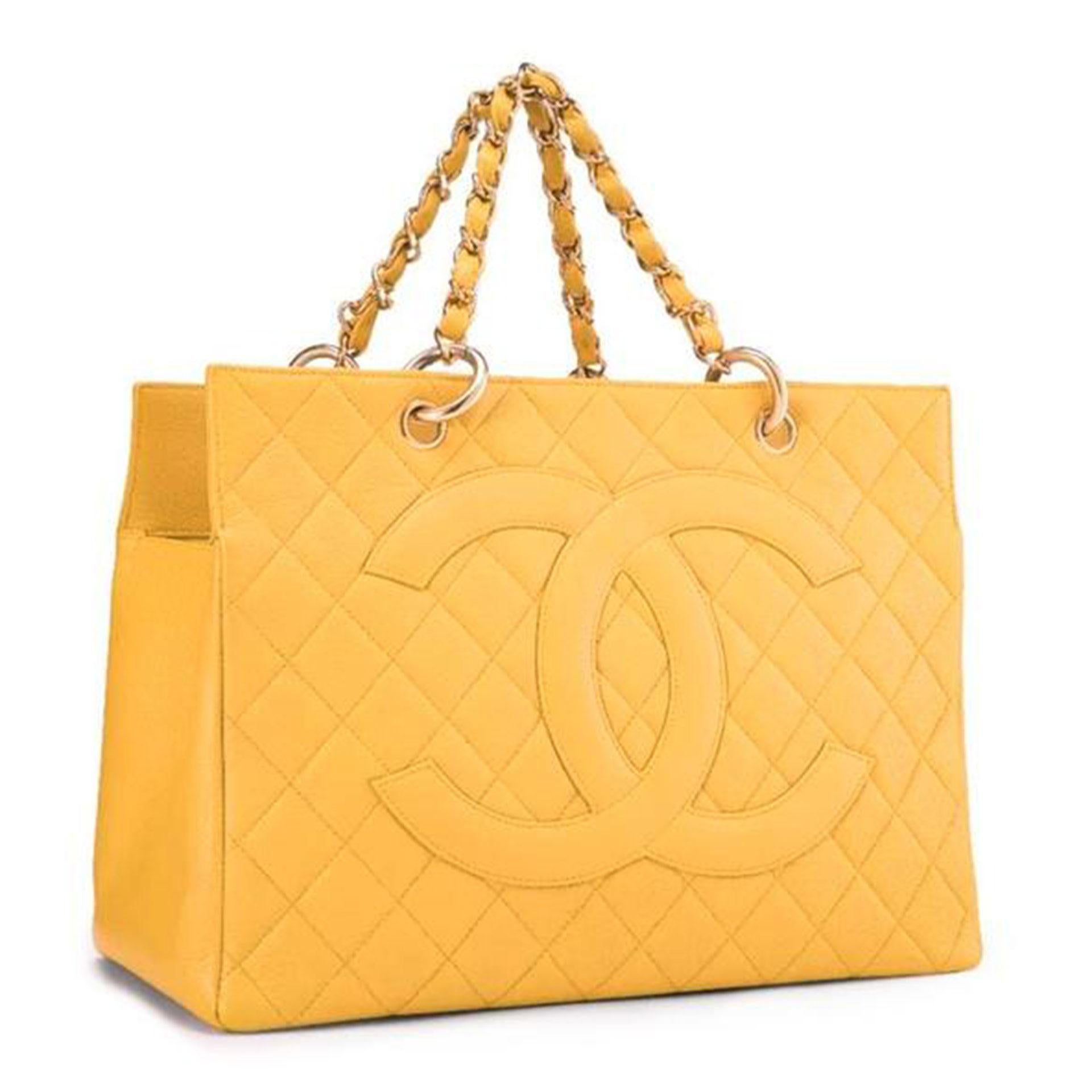 Chanel Rare 1997 Vintage Large Cc Logo Gst Grand Neon Orange Caviar Leather Tote Unisexe en vente