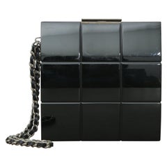 Chanel Seltene 2002er Schwarz Perspex Lucite Minaudiere Clutch / Kette Handgelenk