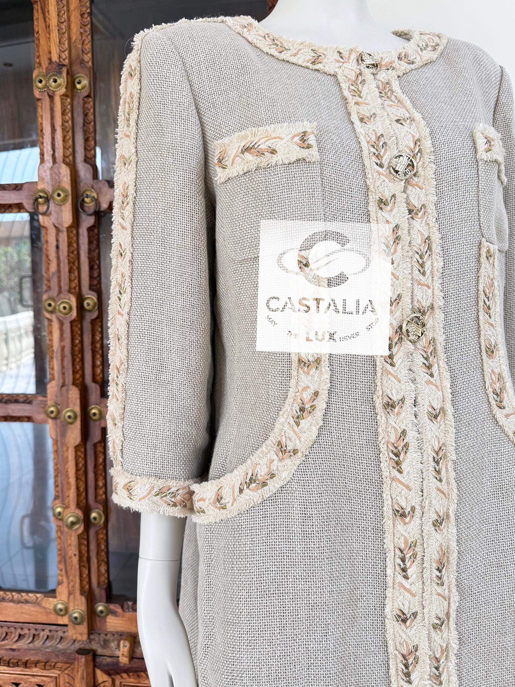 Chanel Rare 2010 CC Barrowwheel Buttons Beige Jacket 44 FR For Sale 9
